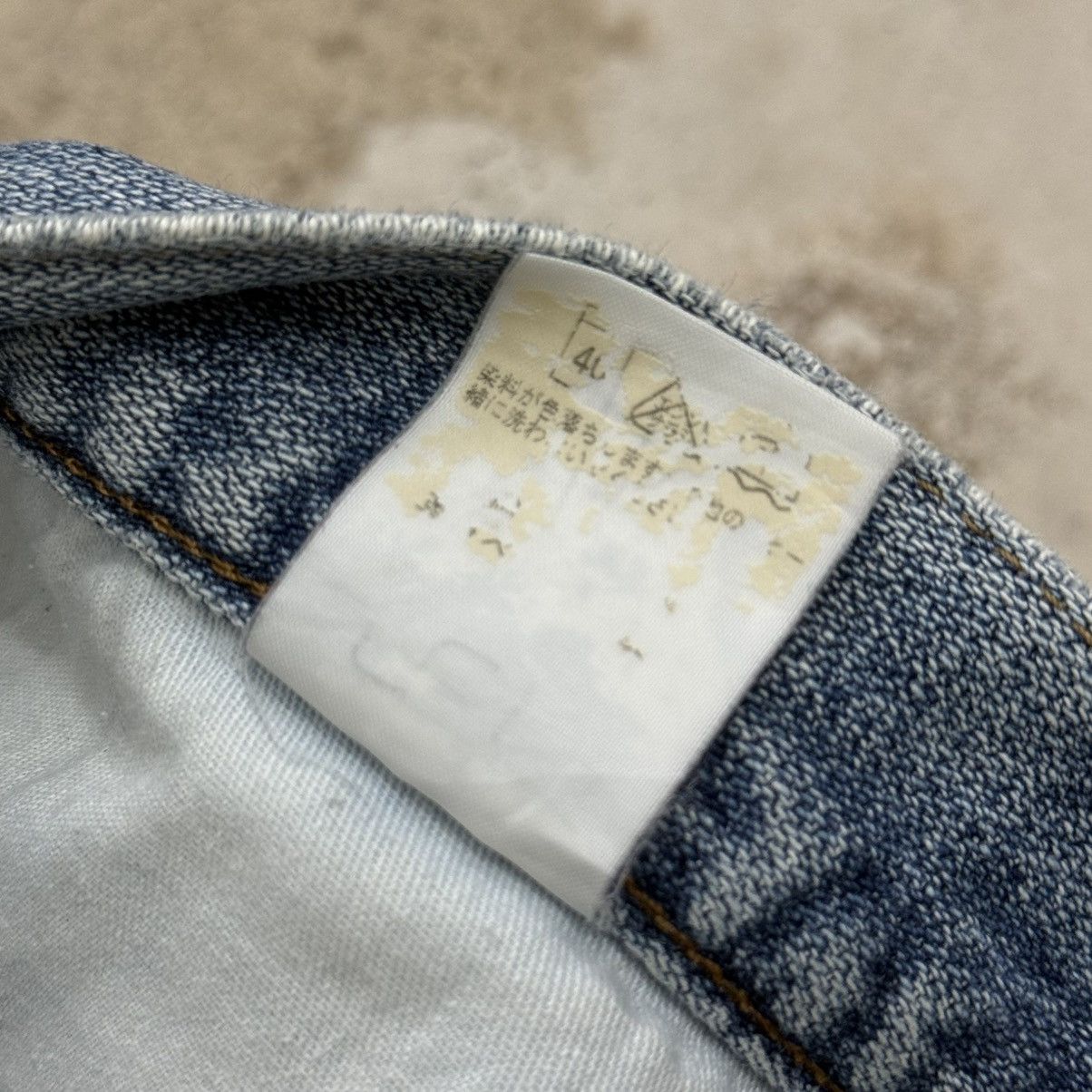Wrangler Vintage Wrangler Light Wash Distressed Denim Pants Size US 36 / EU 52 - 17 Thumbnail
