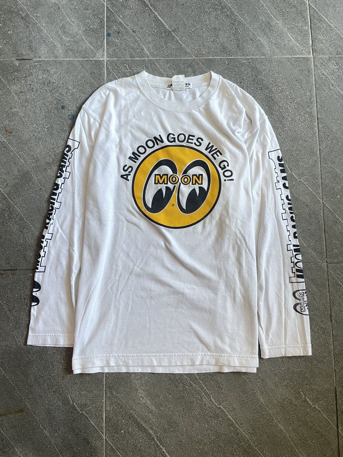 Japanese Brand Mooneyes Moon Racing Cams Longsleeve Shirt Official Size US L / EU 52-54 / 3 - 1 Thumbnail