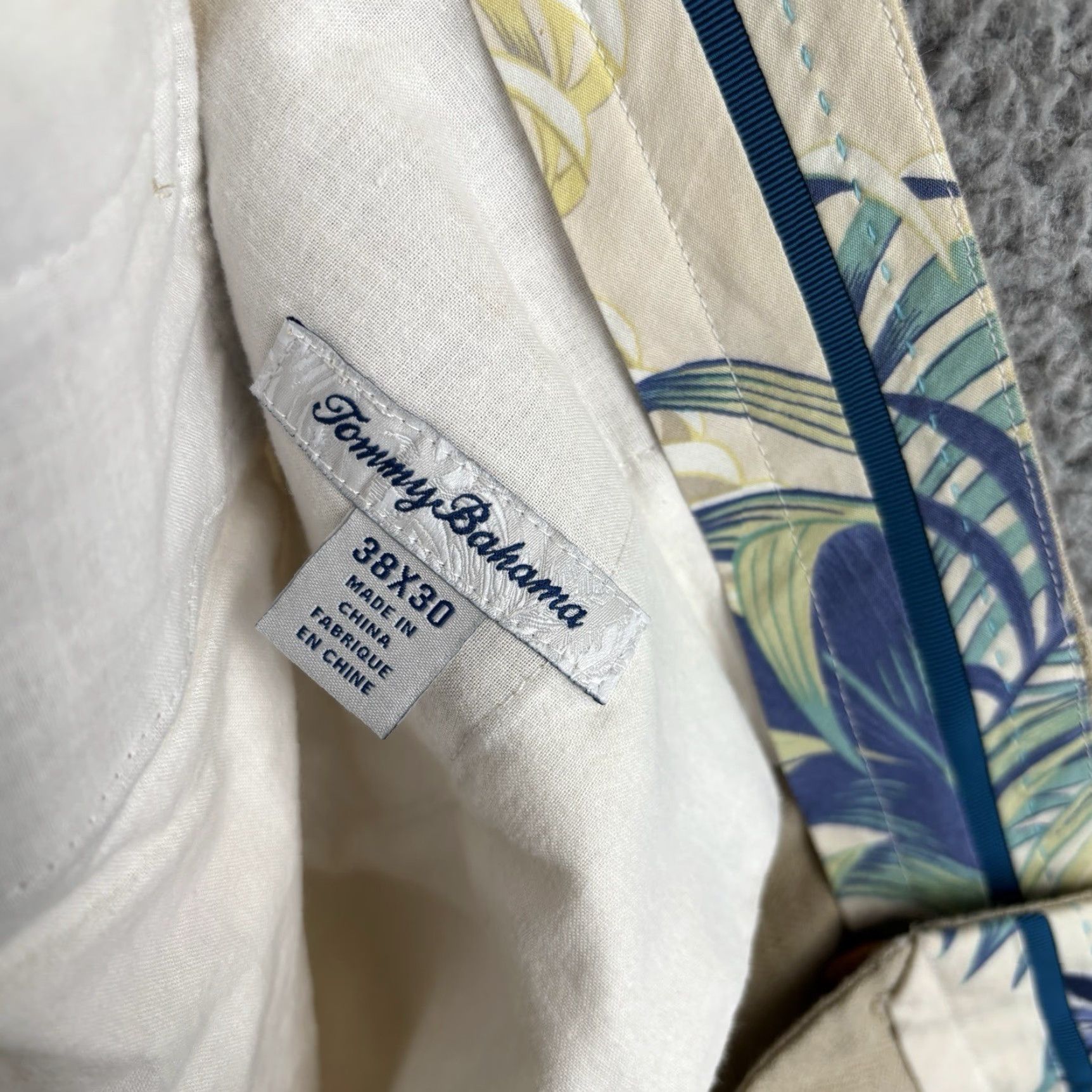 Tommy Bahama Tommy Bahama Pants Mens 38x27 Beige Flat Front Linen Polyester Blend Relaxed Straight Hip Beached Chill Casual, Wedding, 90s? Not. Size US 38 / EU 54 - 6 Thumbnail