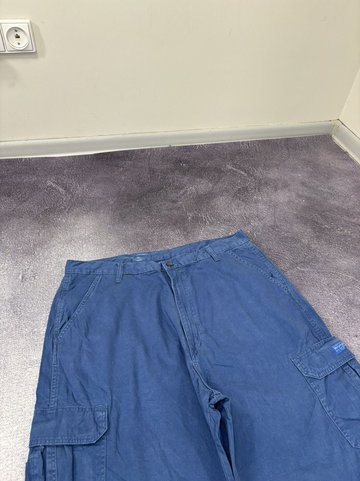 Wrangler Vintage Wrangler Utility USA Hype Blue Baggy Cargo Shorts Size US 38 / EU 54 - 4 Thumbnail
