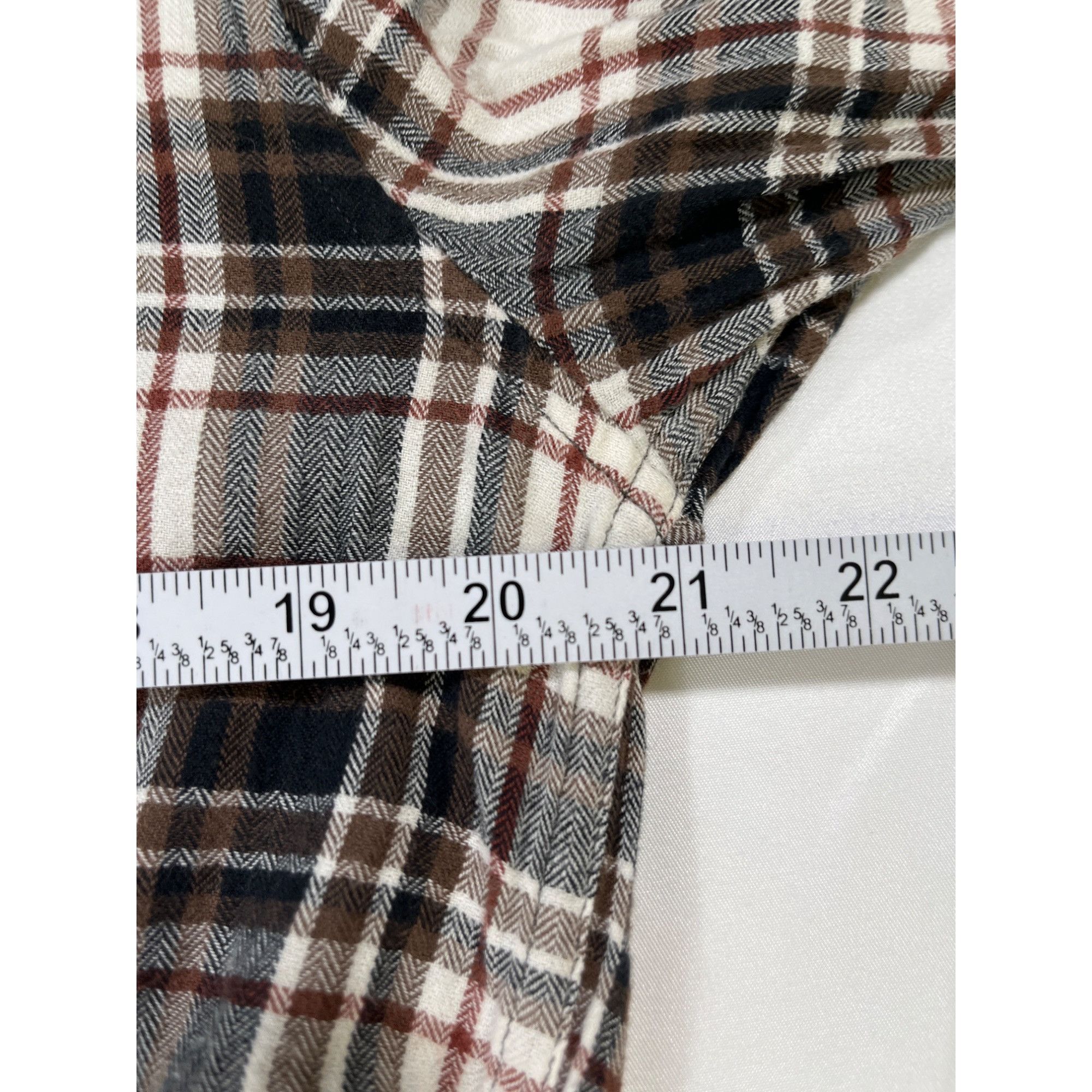 Lucky Brand Lucky Brand SKU 7631 Mens Plaid Button Up Long Sleeve Shirt Size US L / EU 52-54 / 3 - 4 Thumbnail