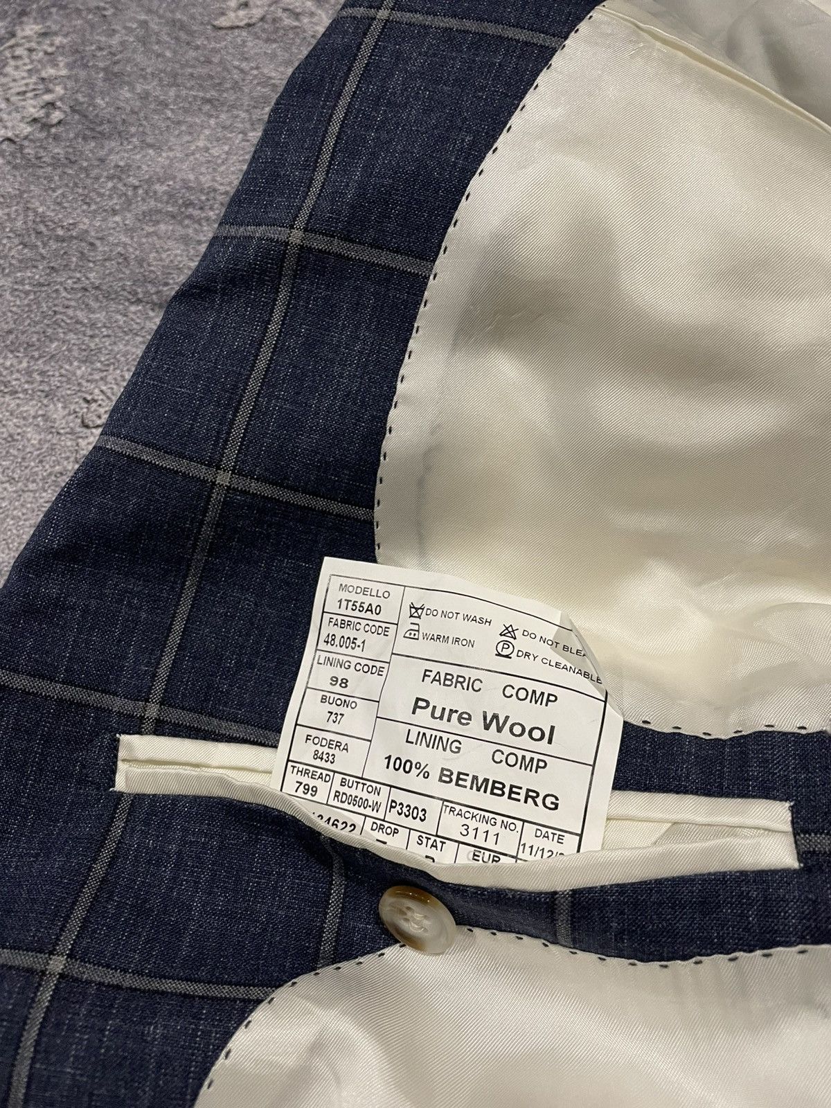 Suitsupply Vintage Suitsupply Pure Wool Super 110s Classic Suit Size 38S - 8 Thumbnail