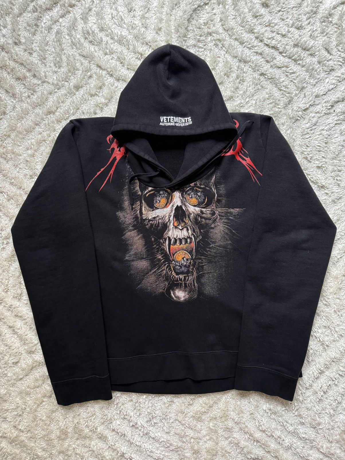 トップス VETEMENTS 17AW Misplaced Skull Hoodie Vetements Vetements Misplaced Skull Hoodie | Grailed