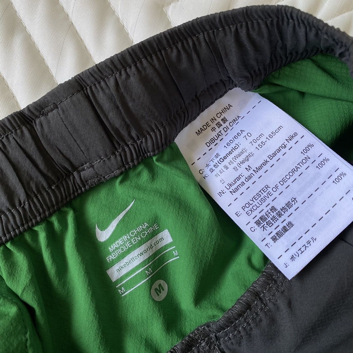 Nike × Undercover Undercover X Nike Sportwear Mini Skirt Size 27" / US 4 / IT 40 - 6 Thumbnail
