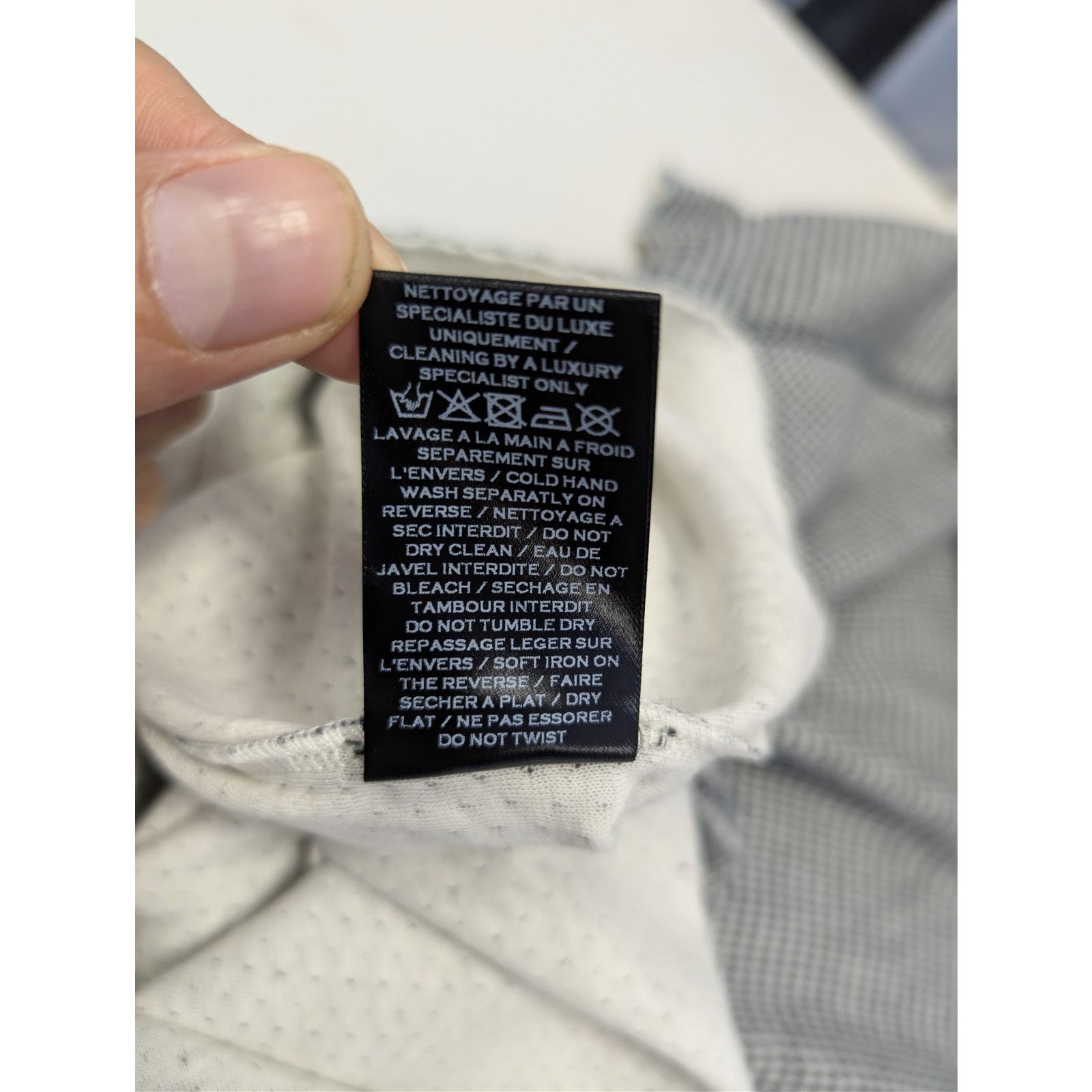 Balmain o1rshd1 Q.3 / Houndstooth Maglia Short Sleeve T-Shirt Grey Size US M / EU 48-50 / 2 - 19 Thumbnail