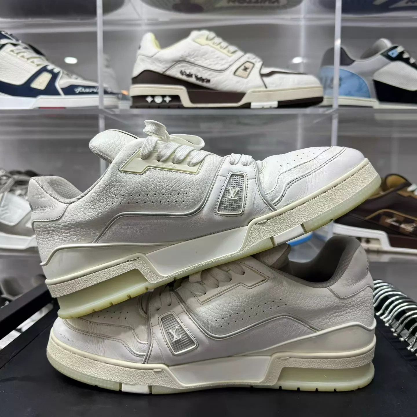 Louis Vuitton LV Trainer White Cement Size 43 Size US 10 / EU 43 - 4 Thumbnail