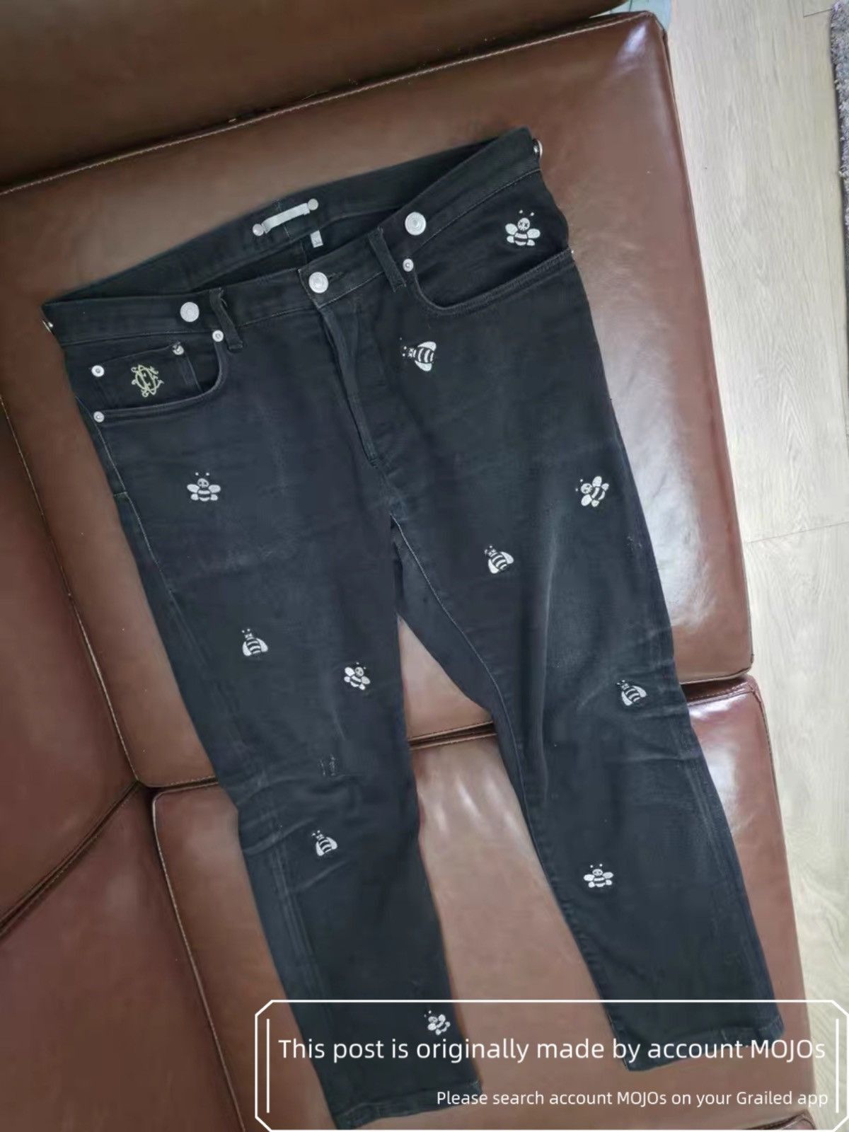 Dior Sz 32 Dior 19AW Cartoon Bee Stitch Black Denim mojos1720 Size US 32 / EU 48 - 2 Thumbnail