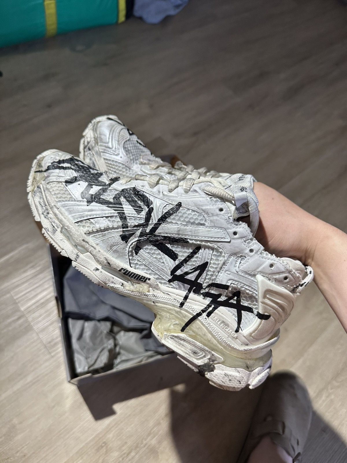 Balenciaga BALENCIAGA RUNNER Size US 7 / EU 40 - 4 Thumbnail