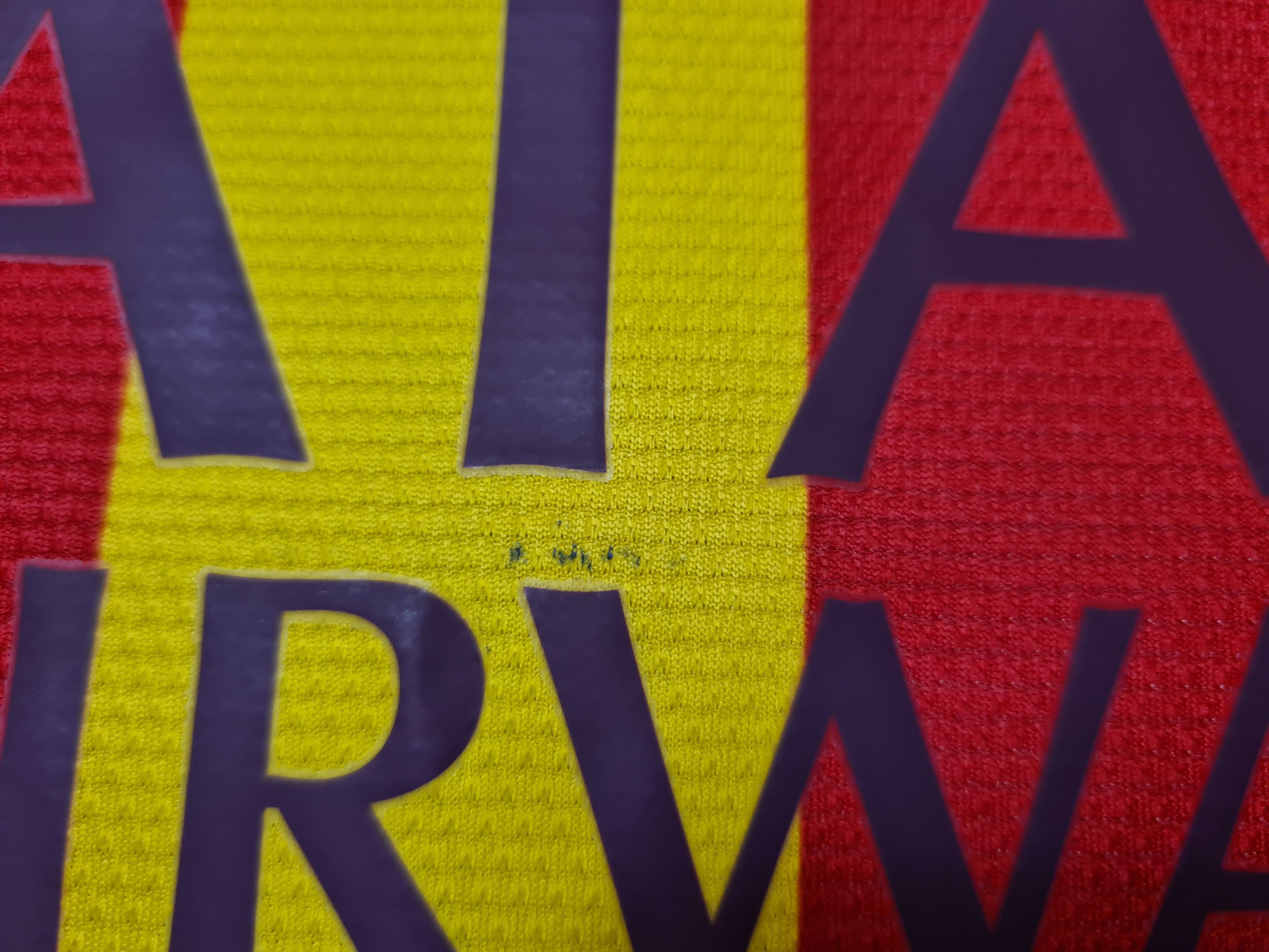 Nike BARCELONA 2013 2014 MESSI NEW AWAY FOOTBALL SOCCER JERSEY Size US L / EU 52-54 / 3 - 8 Thumbnail