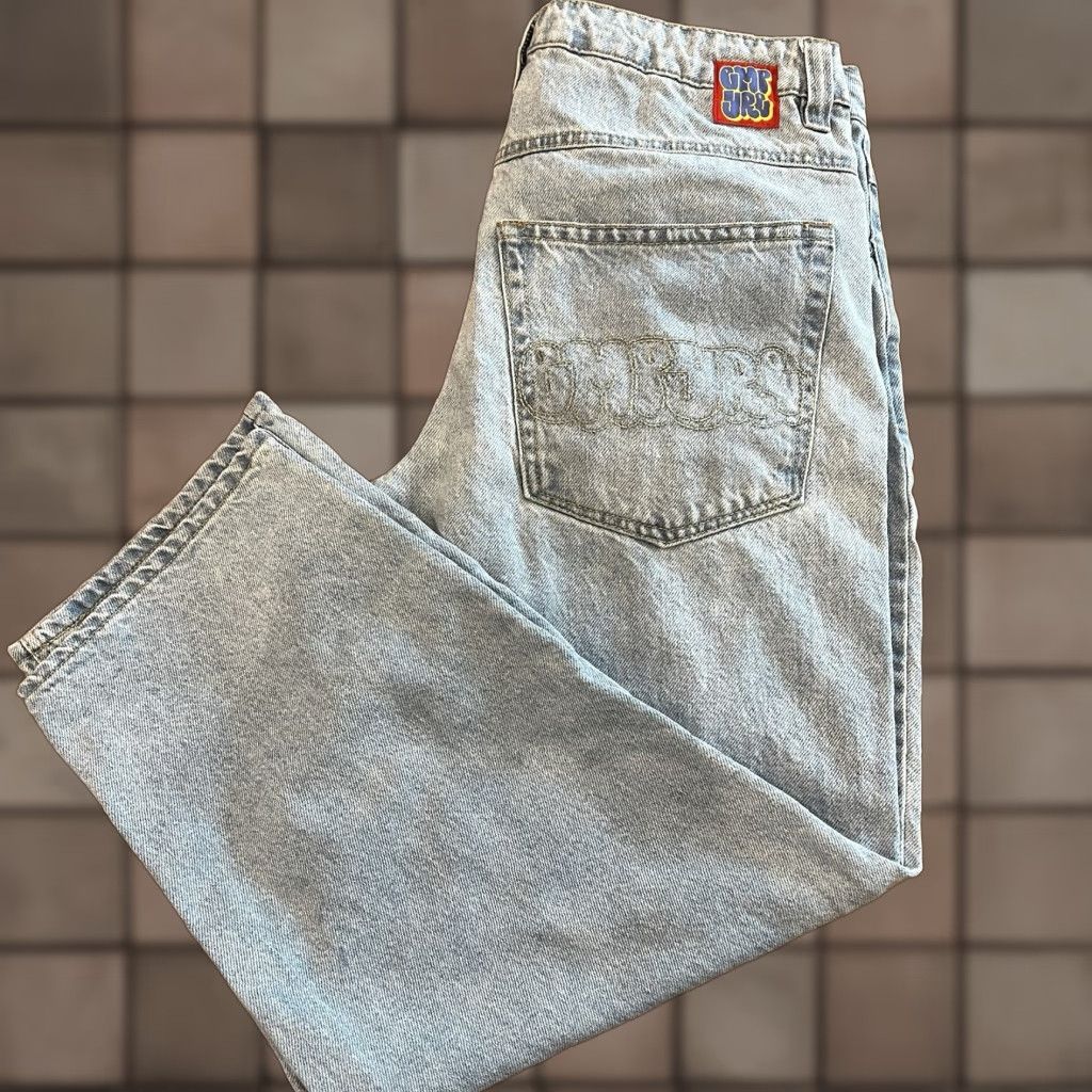 Empyre Empyre Y2K Grunge Wide-Leg Jeans Women Size 30x28 Light Wash Blue Relaxed Fit Size 30" / US 8 / IT 44 - 1 Thumbnail