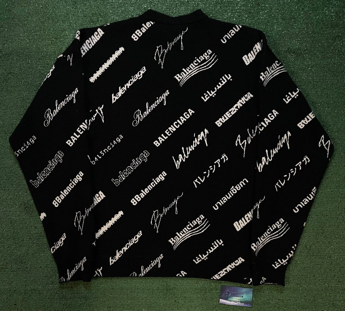 Balenciaga Balenciaga logomania crewneck Size US S / EU 44-46 / 1 - 2 Thumbnail