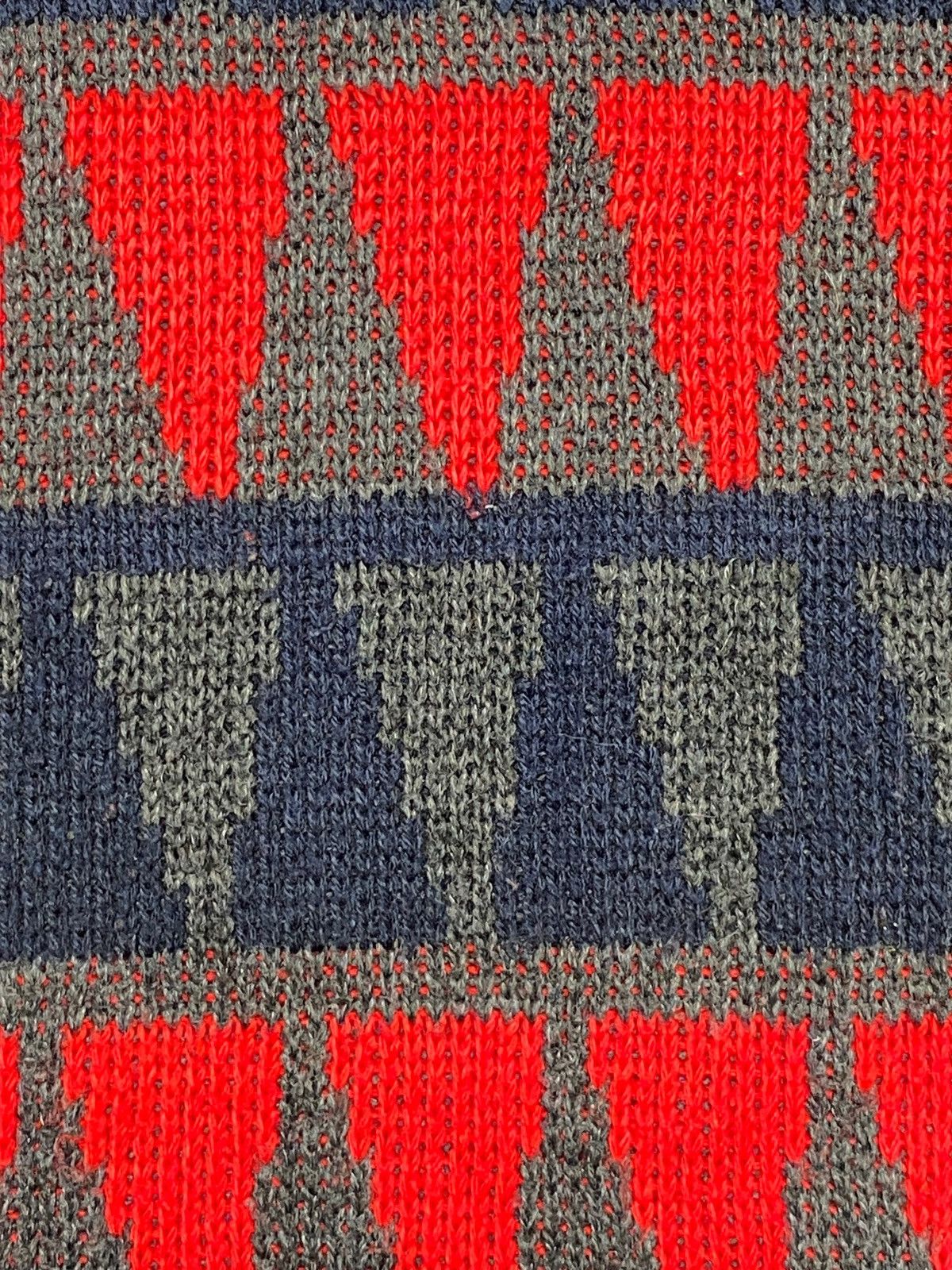 Vintage 90s Vintage ANDREW PAUL Black Red Triangle Pattern Sweater Size US XL / EU 56 / 4 - 4 Thumbnail