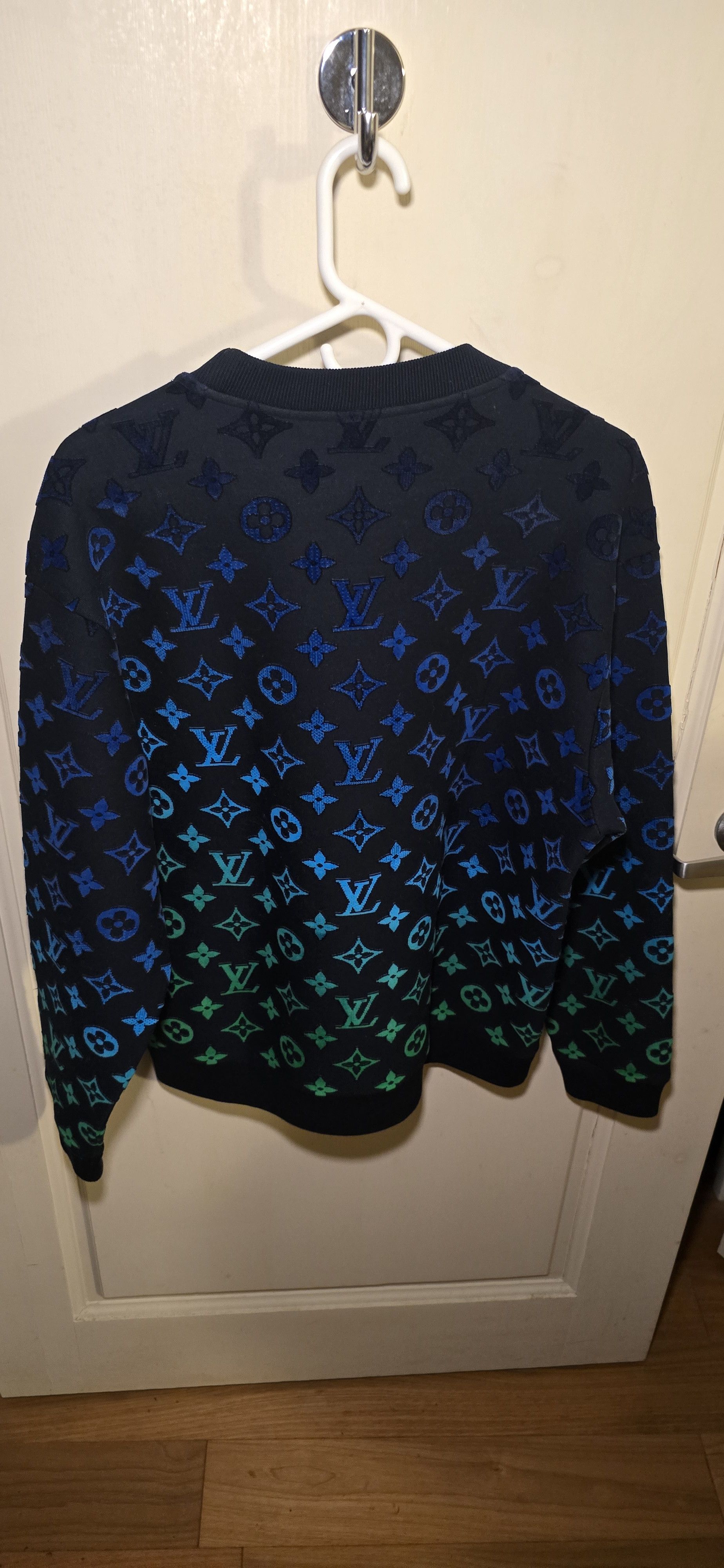 Louis Vuitton Louis Vuitton Monogram Coupe Gradient Sweatshirt🔥🌊🌎 Sz L Size US L / EU 52-54 / 3 - 11 Thumbnail