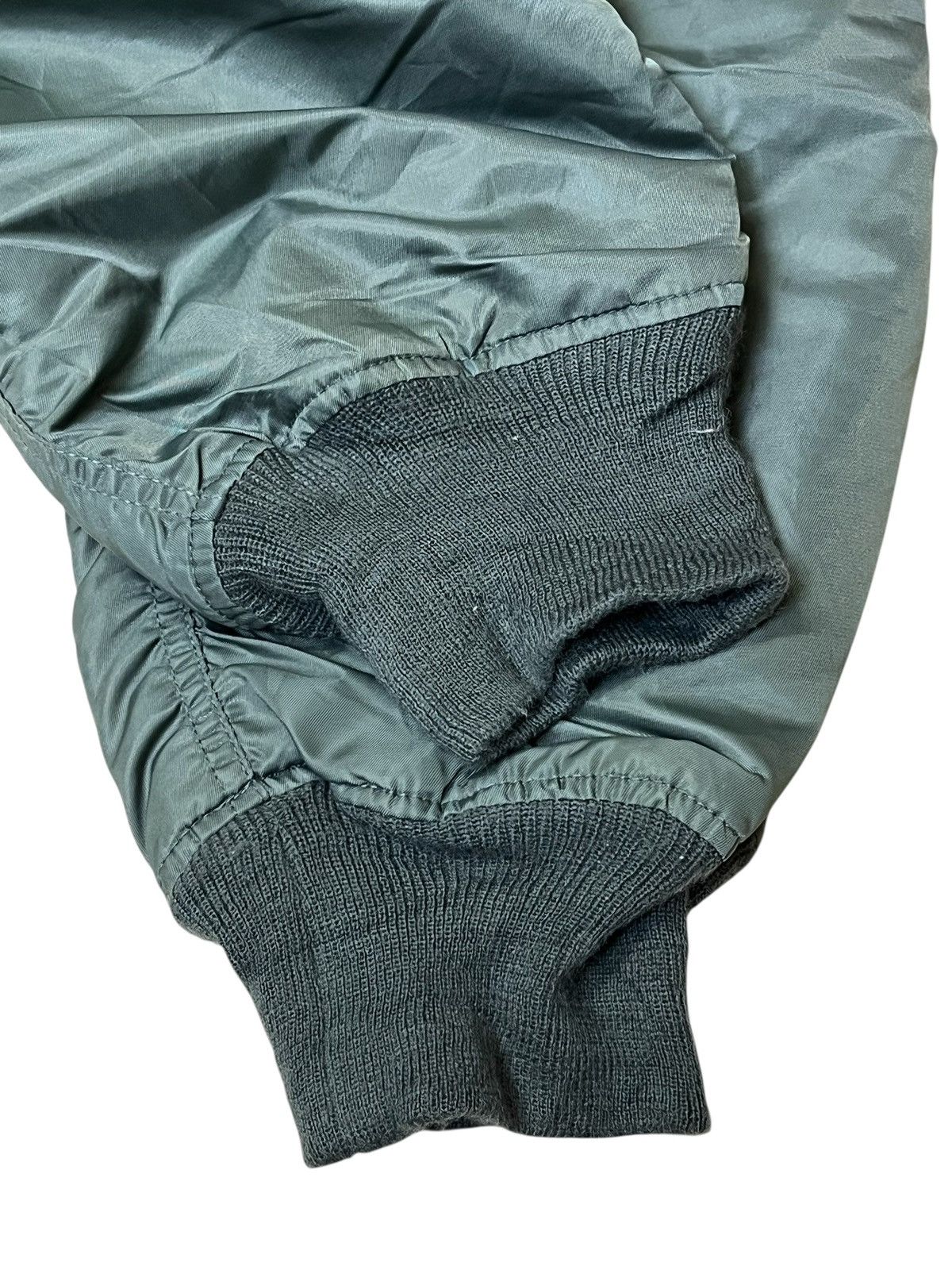 Japanese Brand Nice🔥Vintage 90s UNIQLO cargo & parachute bomber pants Size US 36 / EU 52 - 15 Thumbnail