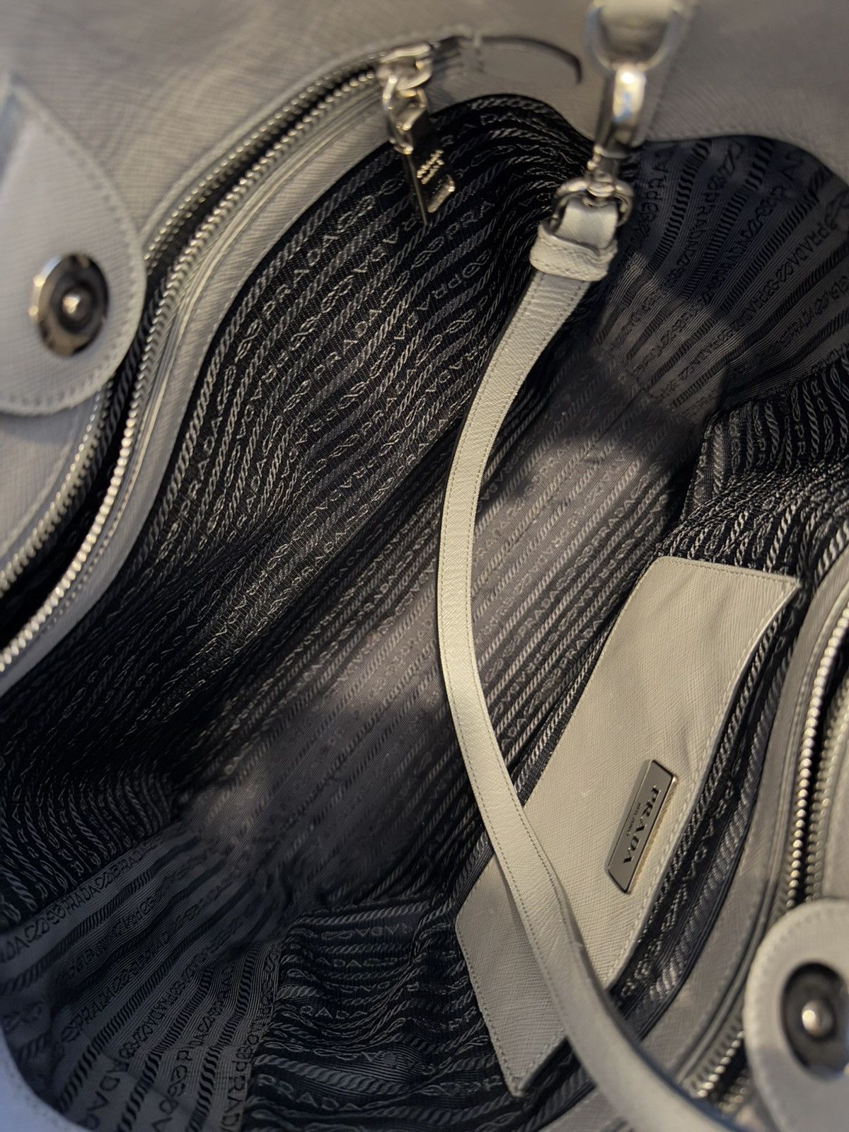 Prada Saffiano Cuir Learher Prada Size ONE SIZE - 2 Thumbnail