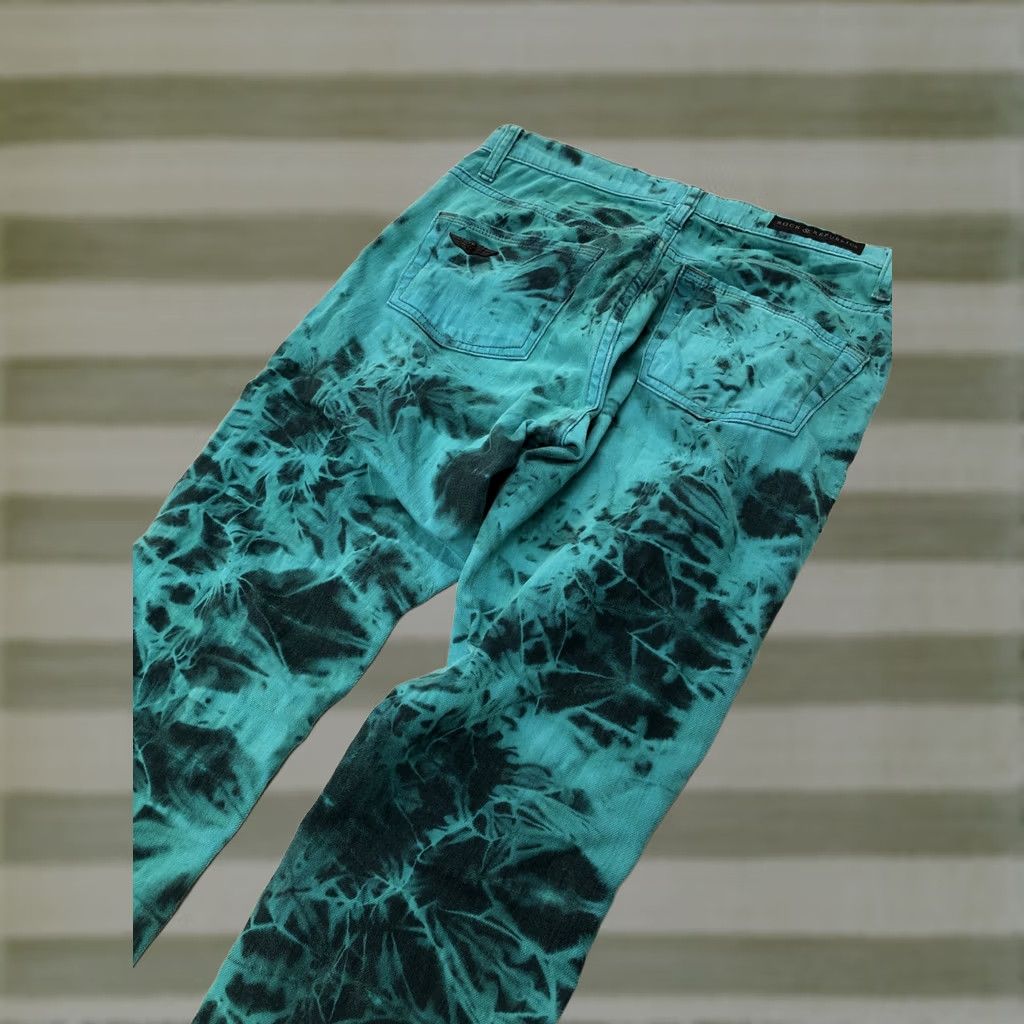 Vintage Rock & Republic Berlin Floral Skinny Green Jeans 4 Women Regular Jeans Medium Wash 30 in Inseam 31 in XS? Size 30" / US 8 / IT 44 - 1 Thumbnail