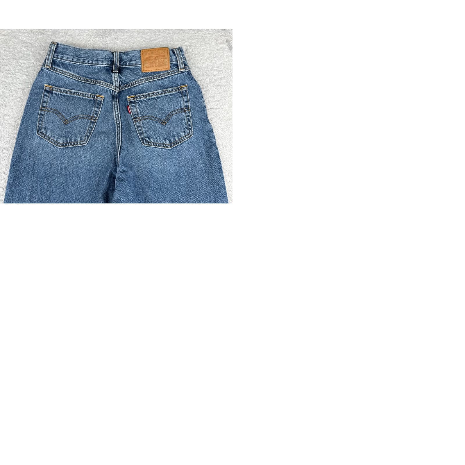 Levi's VINTAGE Levi's Jeans Mom 5-Pocket Denim Blue 80s Medium Wash 26x30 Women Regular Size 26 Size 26" / US 2 / IT 38 - 11 Thumbnail
