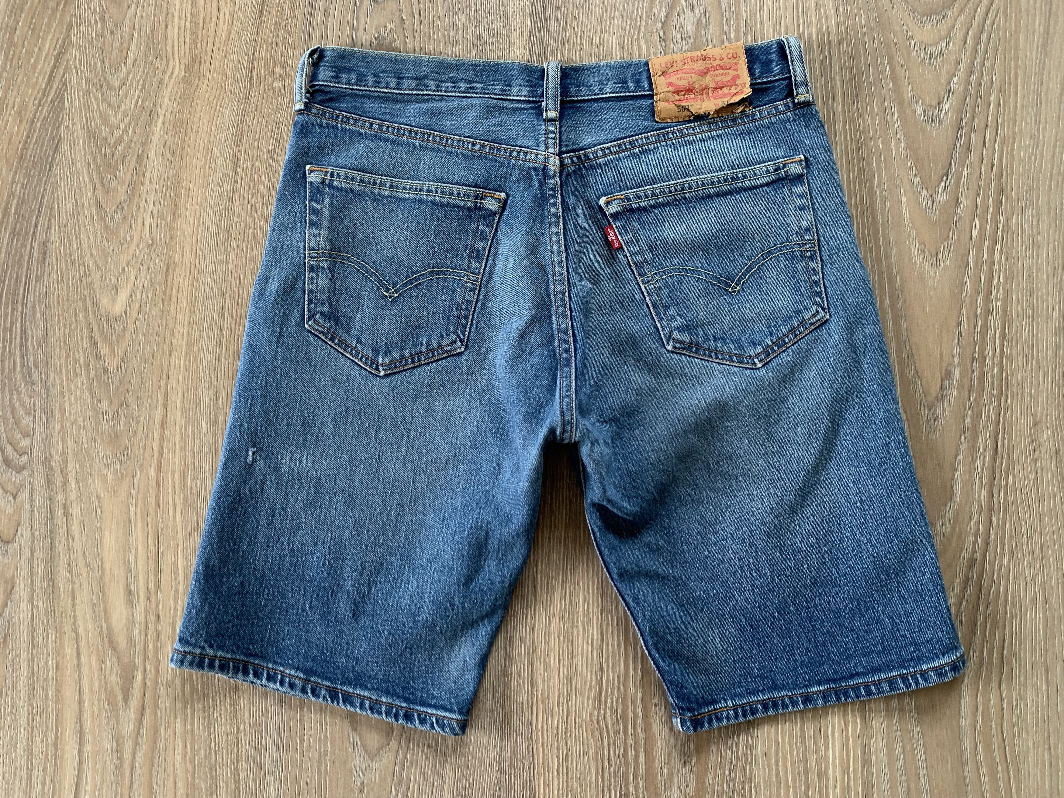 Denime Levis 501 Distressed Denim Shorts Size US 31 - 3 Thumbnail