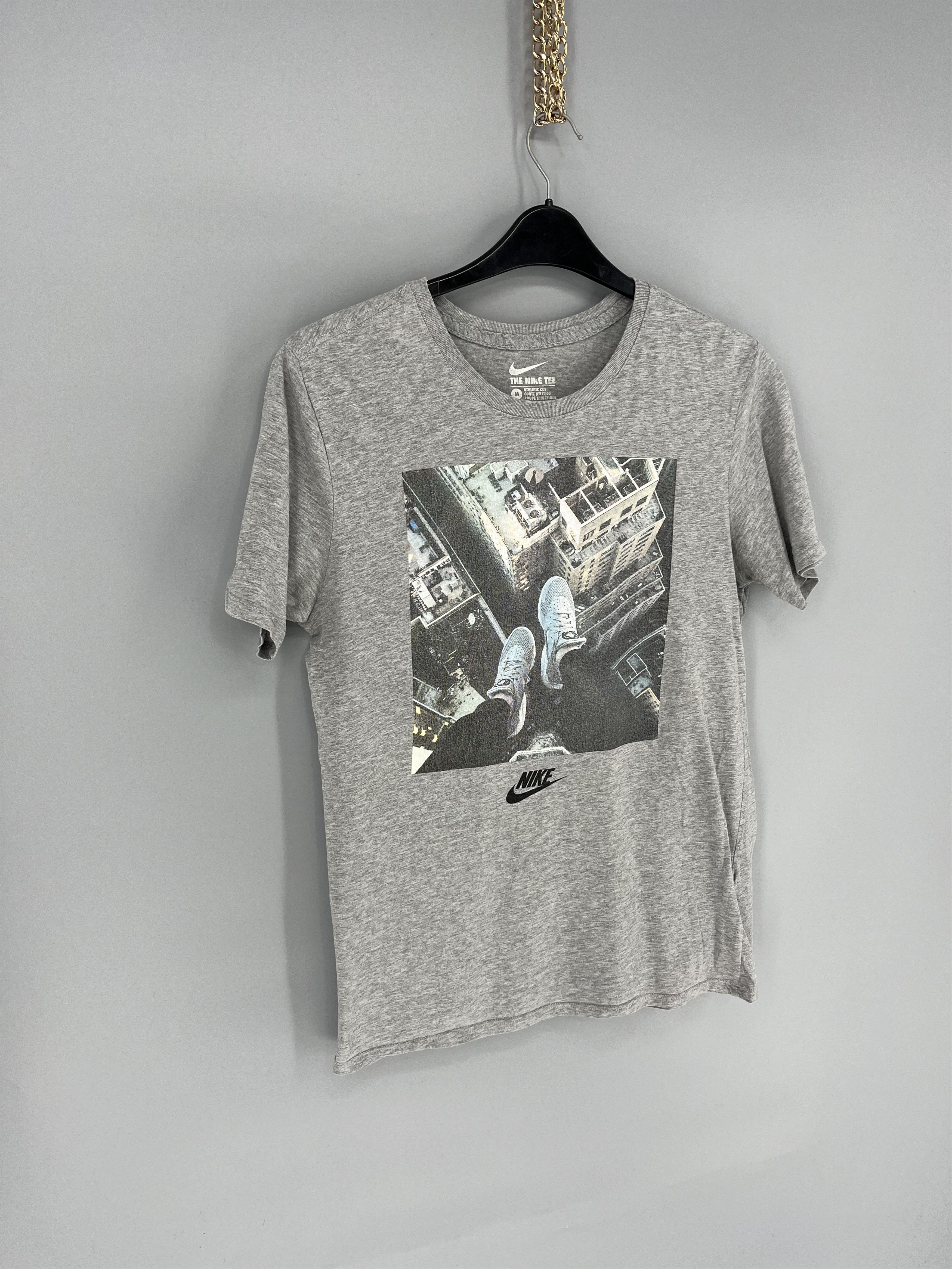 Nike Vintage 90s Nike Swoosh Logo Tee Travis Scott Style Grailed Size US M / EU 48-50 / 2 - 2 Thumbnail