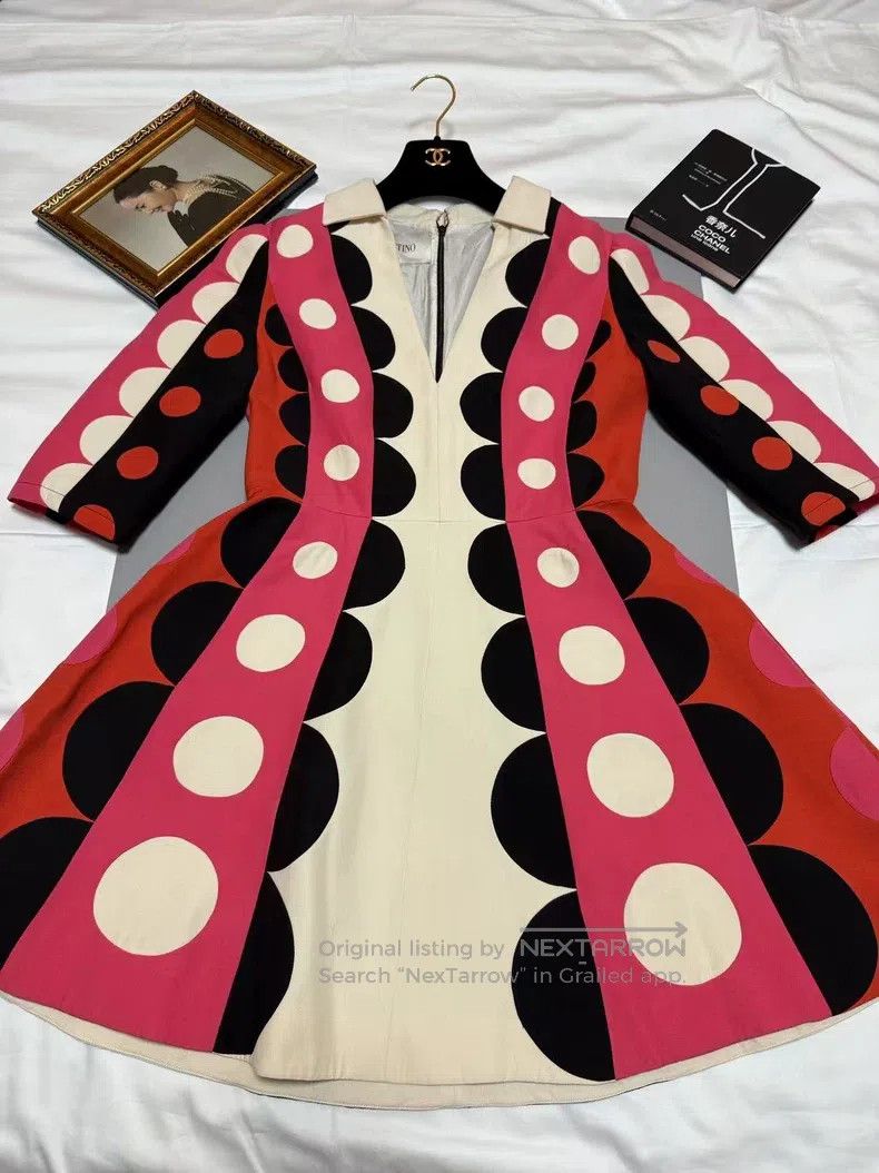 Valentino Valentino dress Size M / US 6-8 / IT 42-44 - 3 Thumbnail