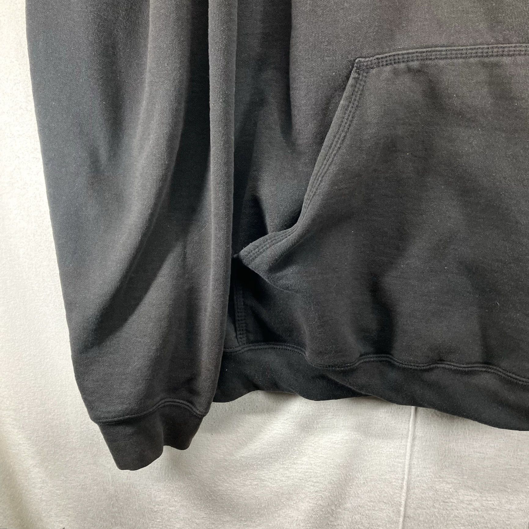 Carhartt Carhartt Hoodie Mens 2XL Loose Fit Pullover Hooded Pockets Black Regular Size 2XL Cotton Blend Fleece Logo Outdoor Classic Walking Size US XXL / EU 58 / 5 - 6 Thumbnail