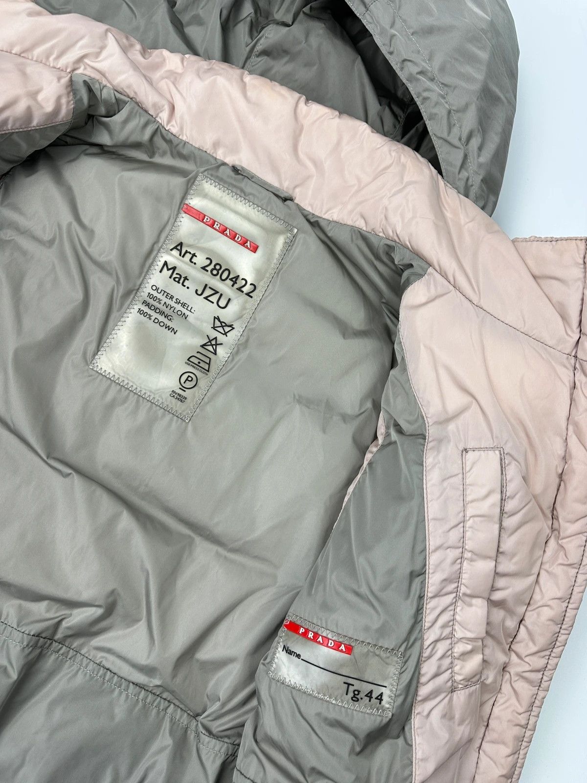 Prada Prada Sport 00s Pink SleevesLess Puffer Vest Down Jacket Size L / US 10 / IT 46 - 13 Thumbnail