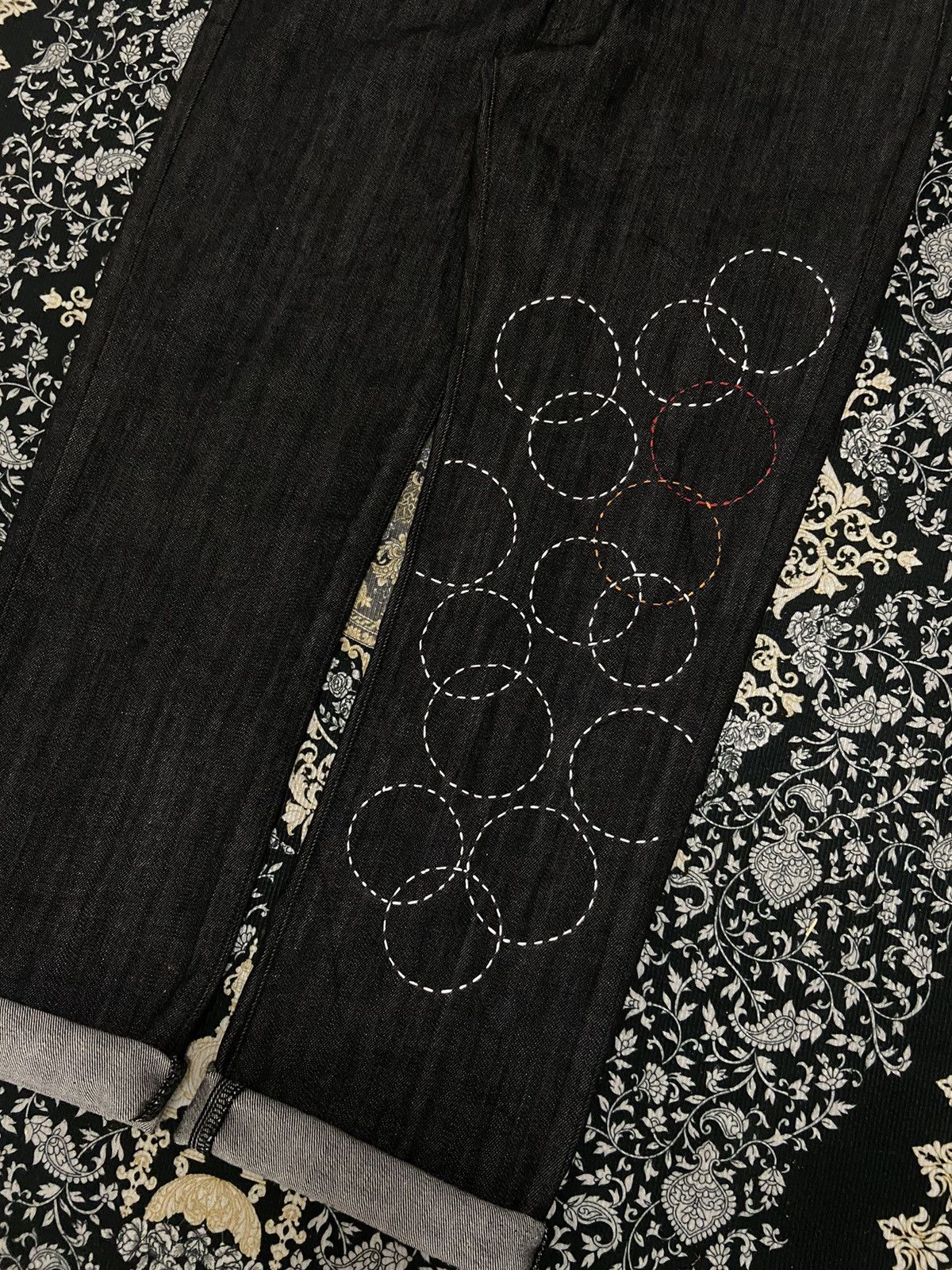Uniqlo Uniqlo Sashiko Black Denim Size US 31 - 1 Thumbnail