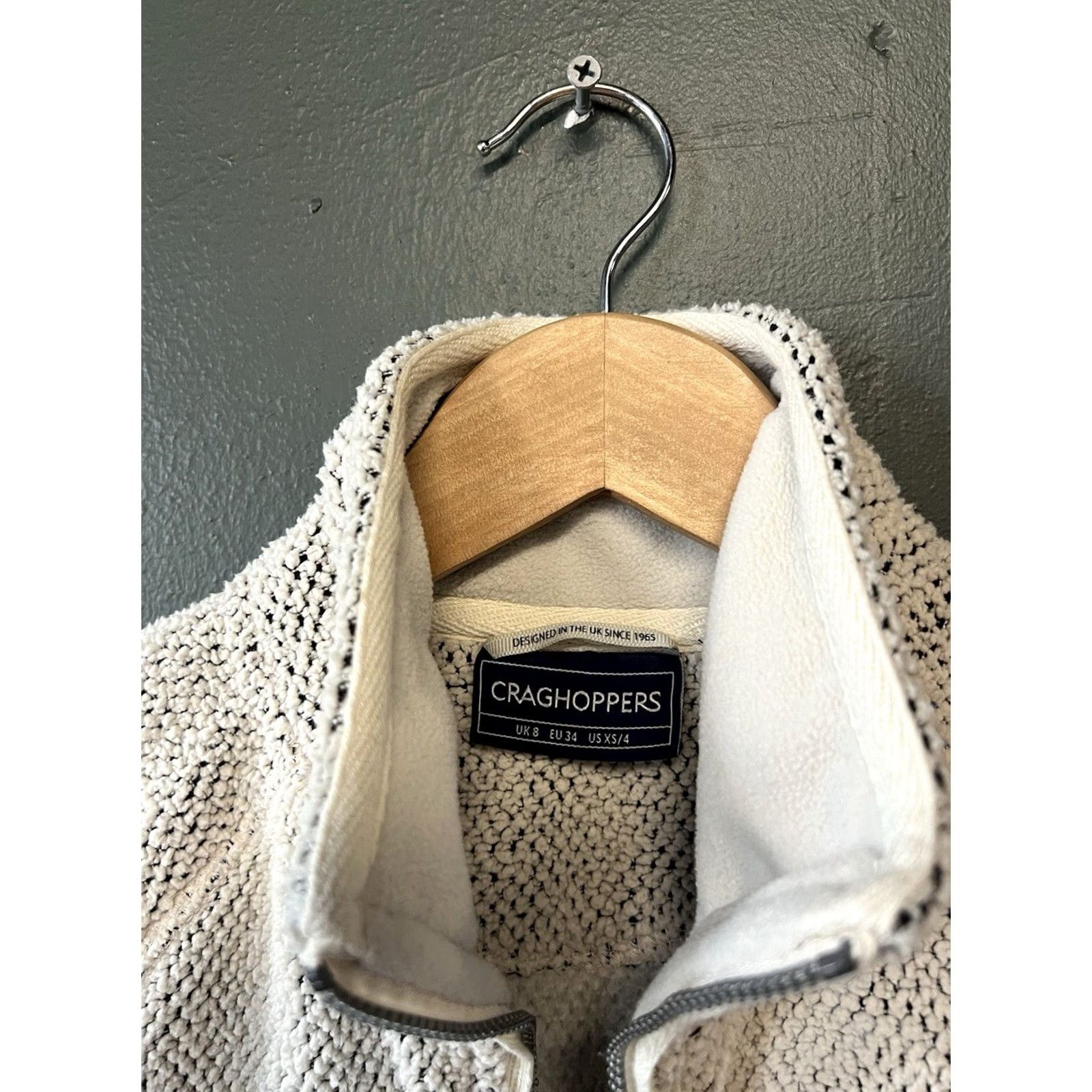 Vintage Craghoppers Mens Beige 1/2 Zip Fleece Pullover Sweater XS Regular Mock Neck Pullover Knit 1/2 Zip Mens XS Beige Craghoppers Sweater Size US XS / EU 42 / 0 - 3 Thumbnail