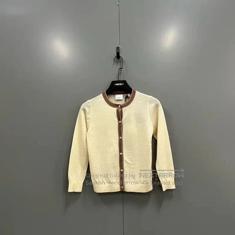 Prada Burberry Ivory Wool Long Sleeve Knitwear. Size XXS / US 00 / IT 34 - 1 Thumbnail