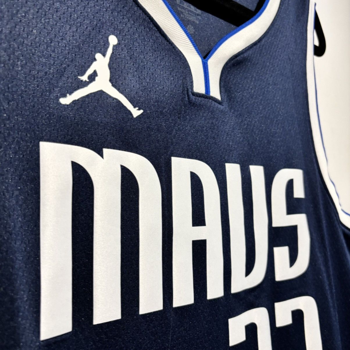 Jordan Brand Luka Doncic Dallas Mavericks NBA Jersey Swingman Jordan Size US XL / EU 56 / 4 - 6 Thumbnail