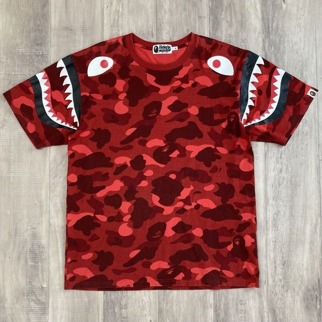 Bape BAPE Shoulder Shark T-shirt red camo a bathing ape Size US XL / EU 56 / 4 - 1 Thumbnail