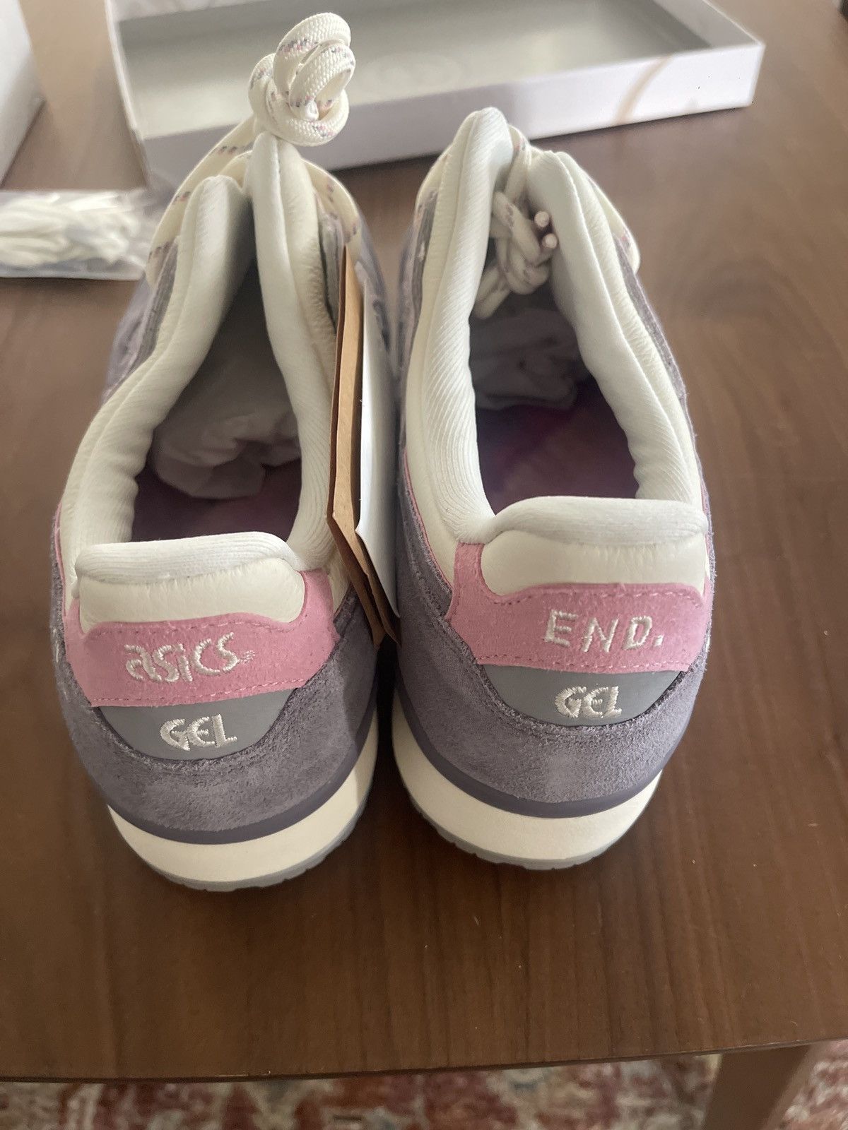Asics × END. END x ASICS Gel-Lyte III Pearl Size US 11 / EU 44 - 6 Thumbnail