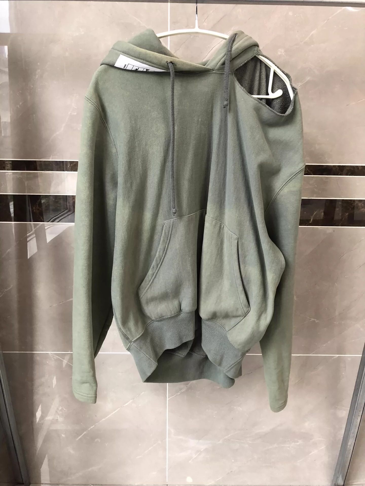 トップス MASTER NUMBER VETEMENTS FAKE FACE HOOD Vetements Vetements “This hidden side has been seized