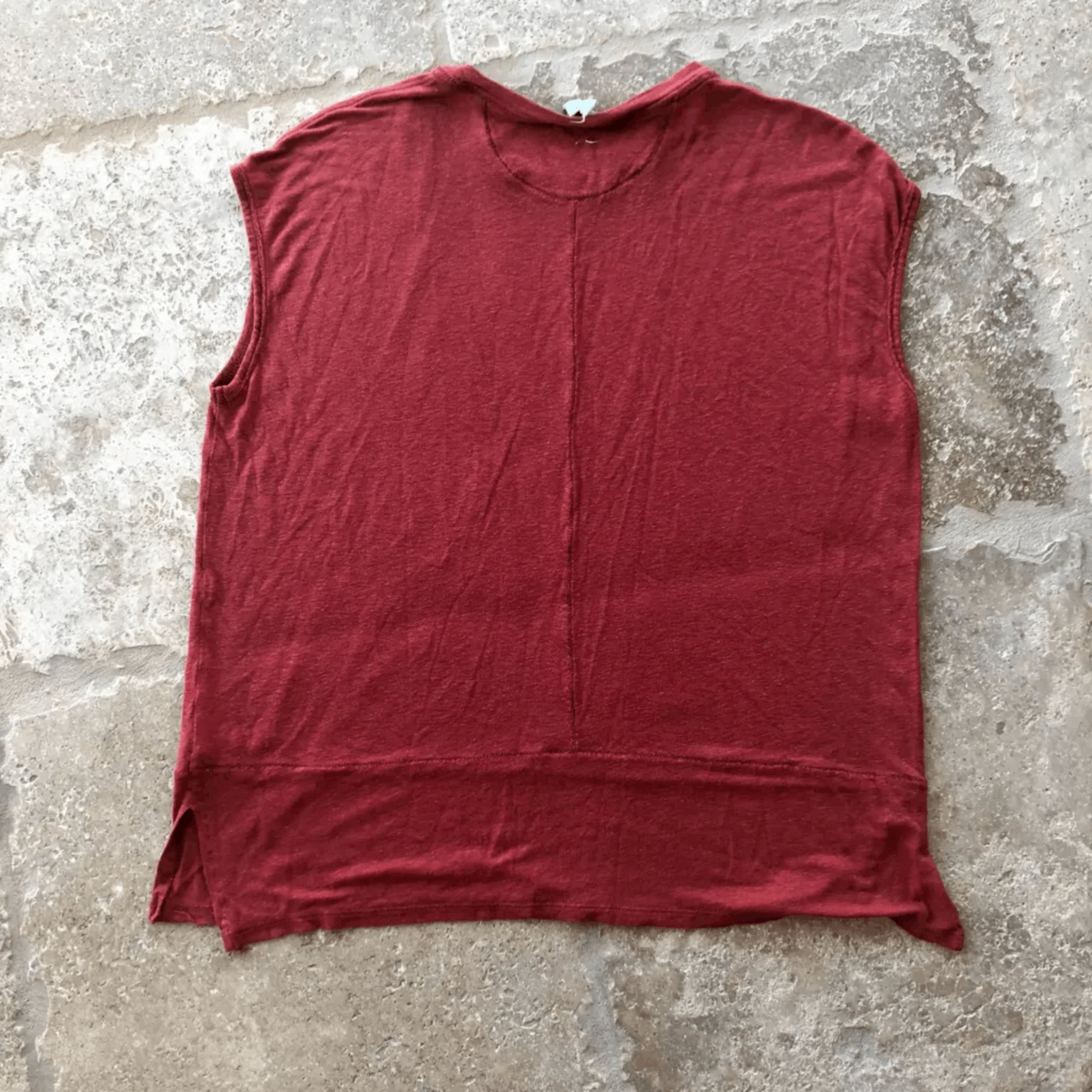Free People Free People Red Raw Cut Sleeveless Tee Size M / US 6-8 / IT 42-44 - 1 Thumbnail