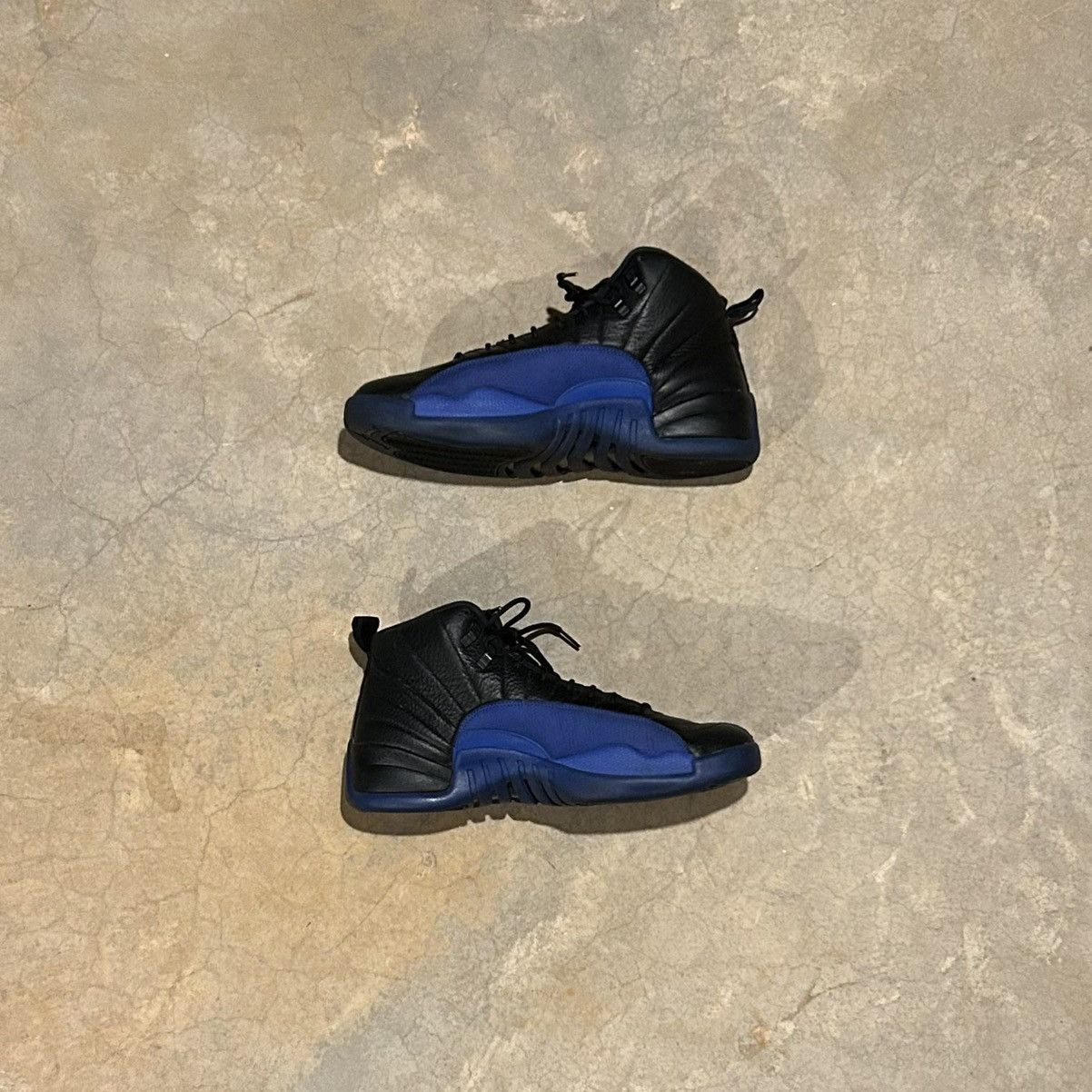 Jordan Brand × Nike Air Jordan 12 Retro Black Game Royal 2019 US 12 Size US 12 / EU 45 - 2 Thumbnail