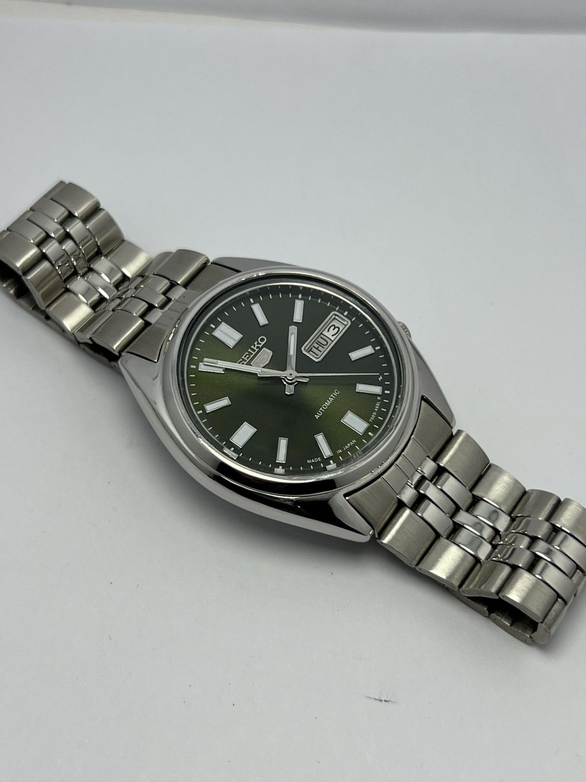 Seiko Seiko 5 Automatic Baton Dial Wrist Watch Day/Date Japan Size 36 - 12 Thumbnail