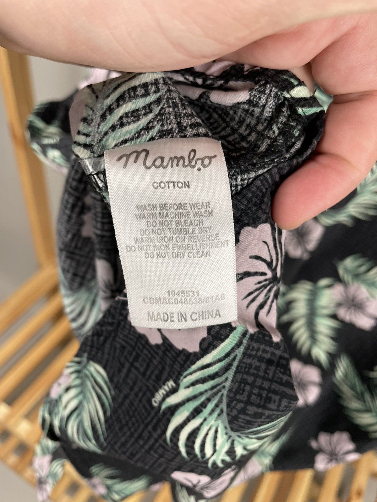 Mambo Mambo Hawaiian shirt short sleeve surfing Size US L / EU 52-54 / 3 - 8 Thumbnail