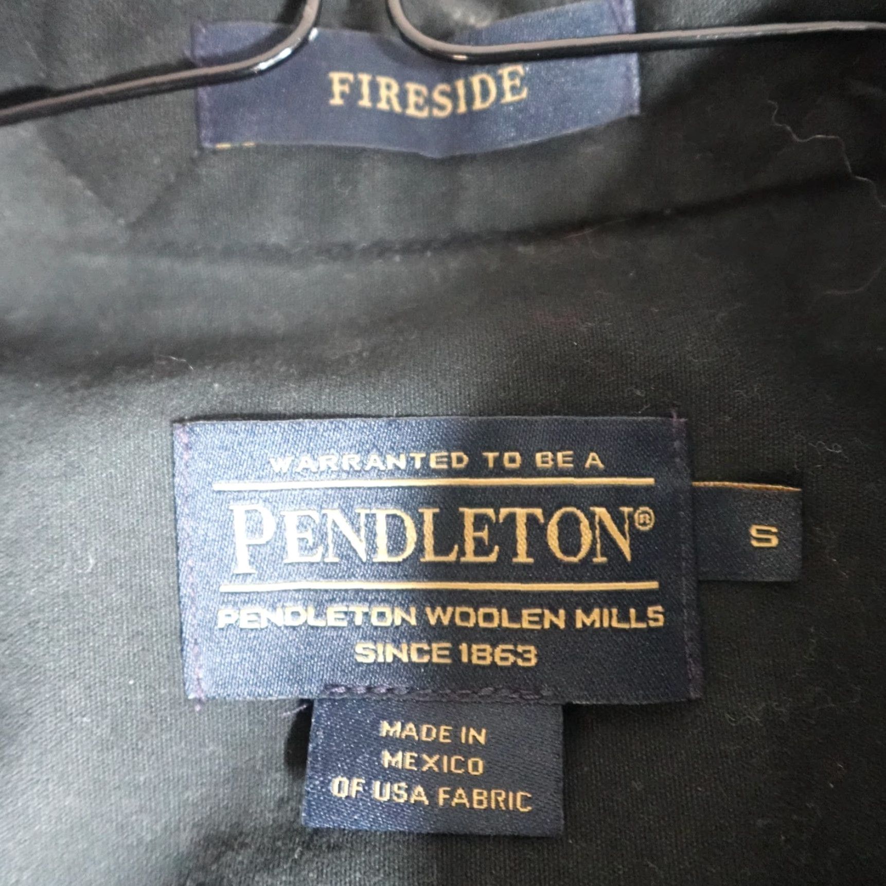 Pendleton VINTAGE Pendleton Shirt Men Small Gray Black Plaid Wool Drummond Tartan Fireside Button Down Size US S / EU 44-46 / 1 - 3 Thumbnail
