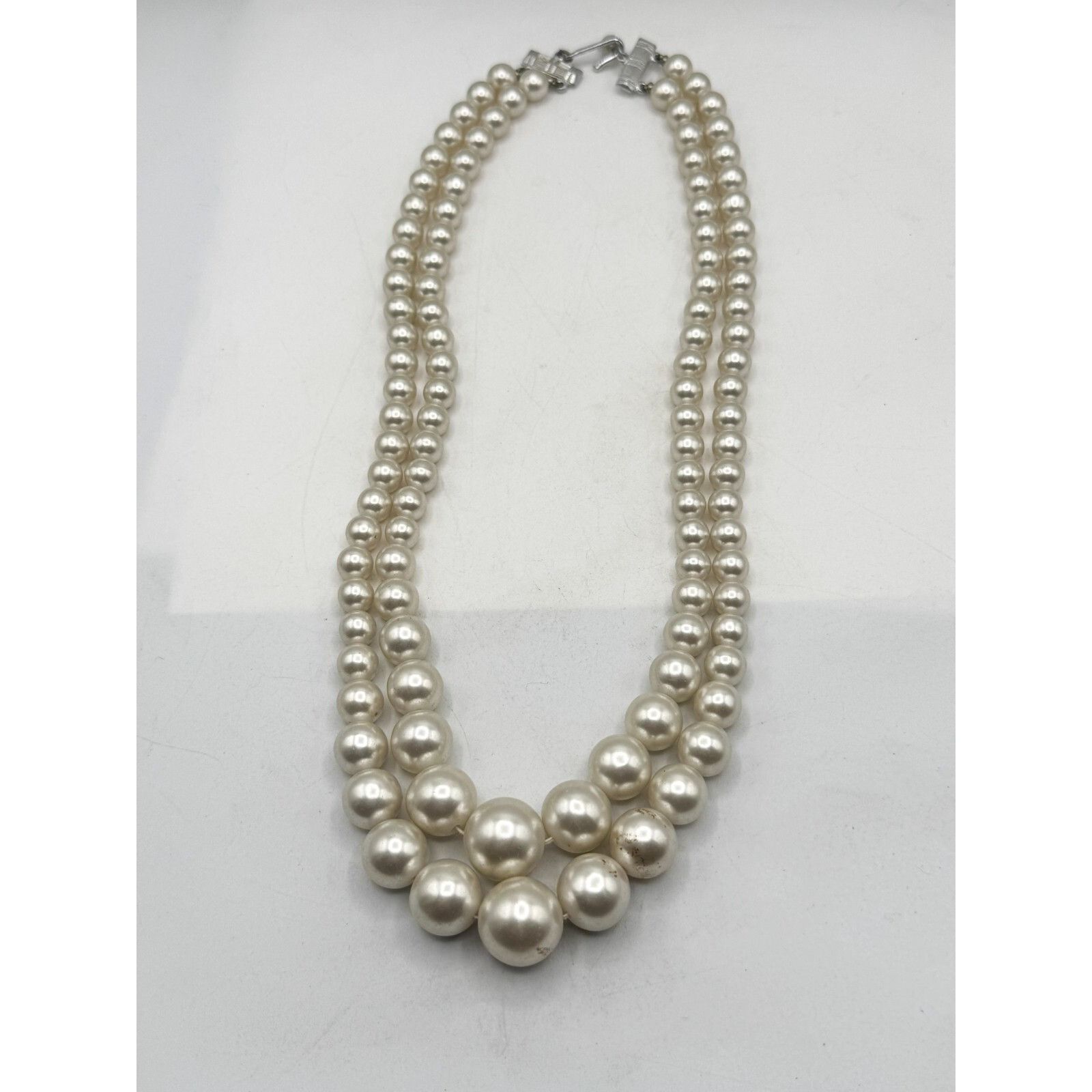Vintage Vintage Japan Faux Pearl graduating beaded double strand nec Size ONE SIZE - 4 Thumbnail