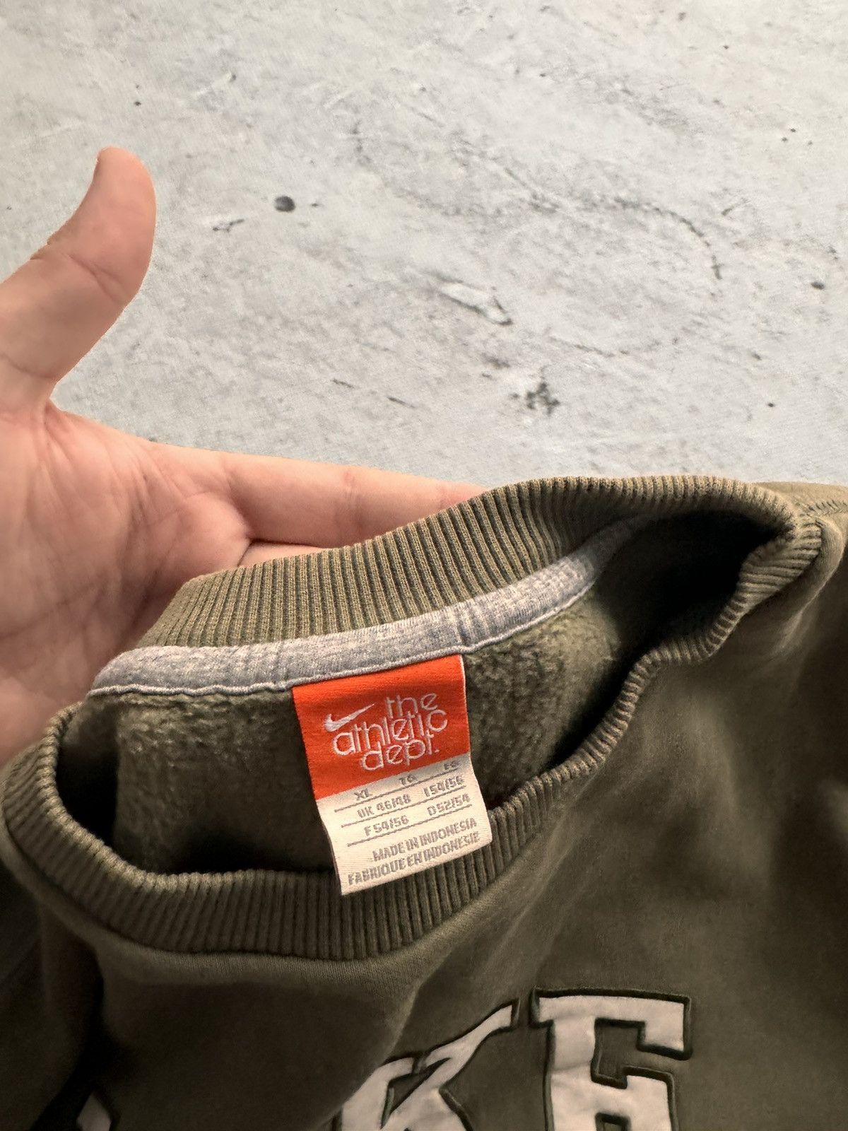 Nike × Vintage NIKE VINTAGE CENTER LOGO OVERSIZE BOXY SWEATSHIRT Size US XL / EU 56 / 4 - 6 Thumbnail