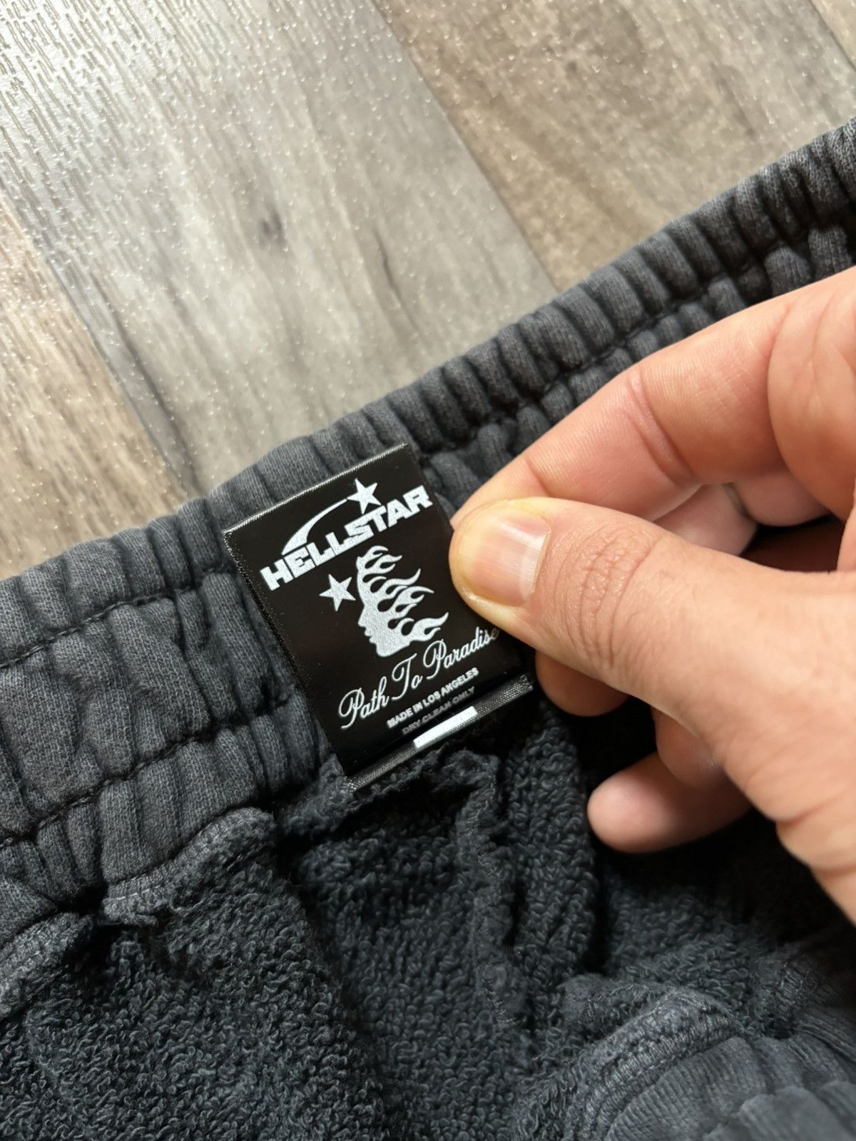 HELLSTAR Hellstar What Heaven Sounds Like Sweatshorts Black Size US 34 / EU 50 - 5 Thumbnail