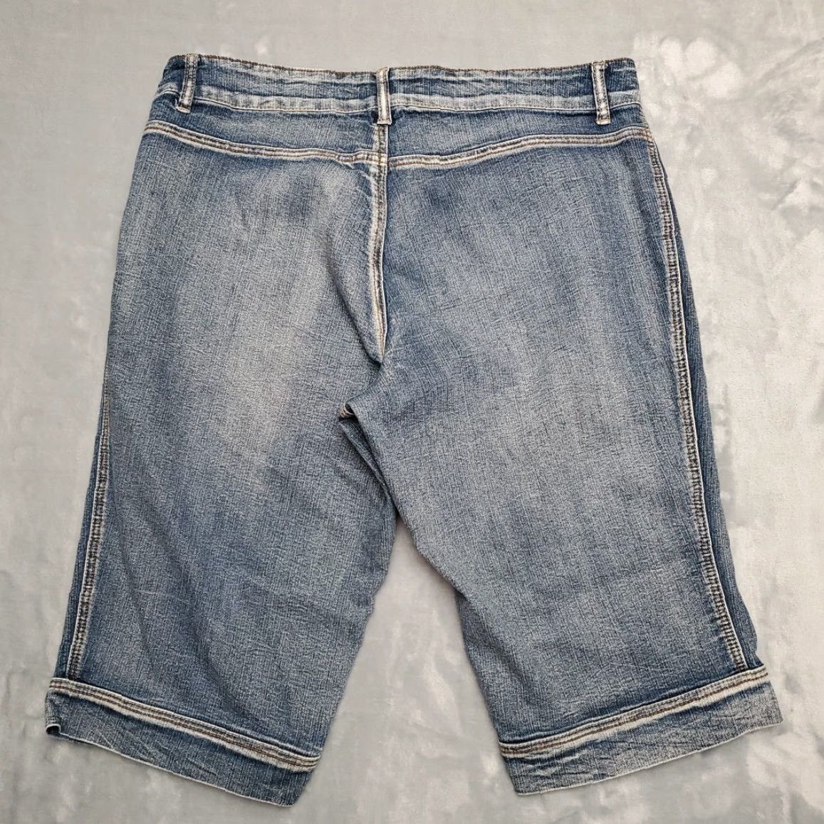 Vintage MWAH Shorts Womens 16W Blue Denim Bermuda Relaxed Fit Stretch Blend 90s Retro Pockets Zip Womens Size 38" / US 16 / IT 52 - 5 Thumbnail