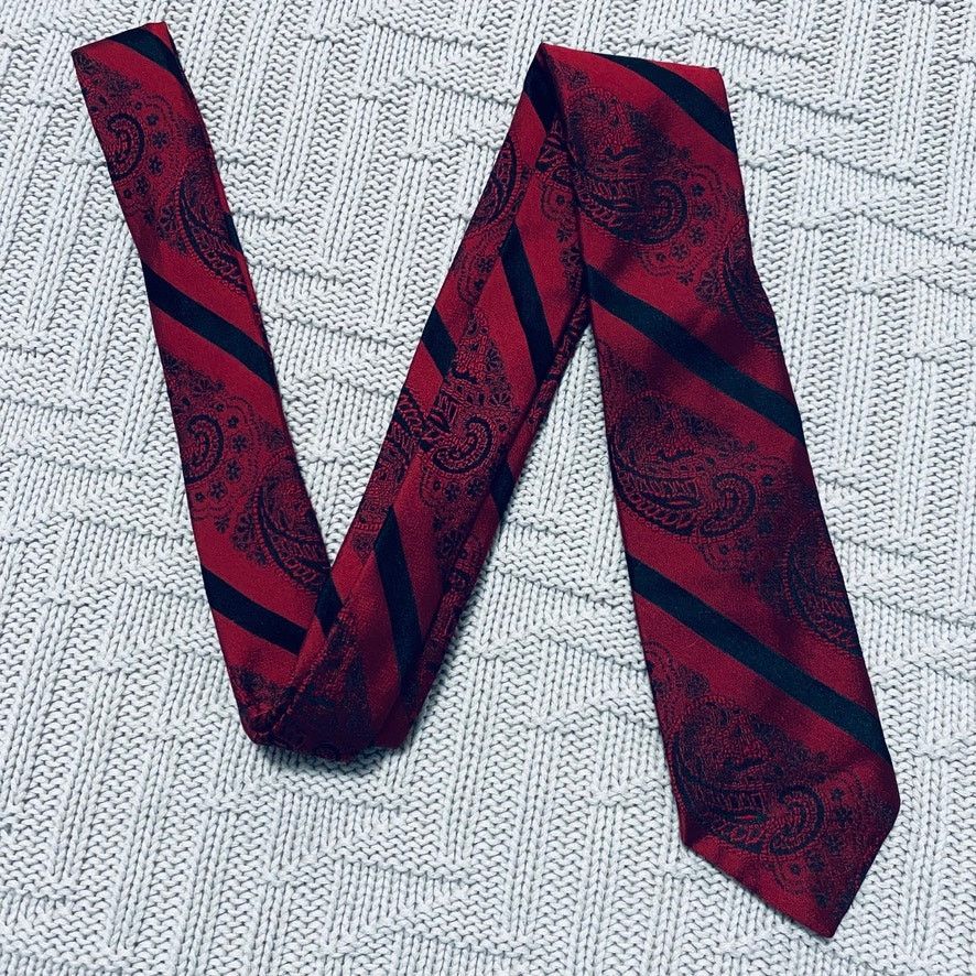Vintage Vintage Gimbels red paisley silk skinny tie Size ONE SIZE - 1 Thumbnail