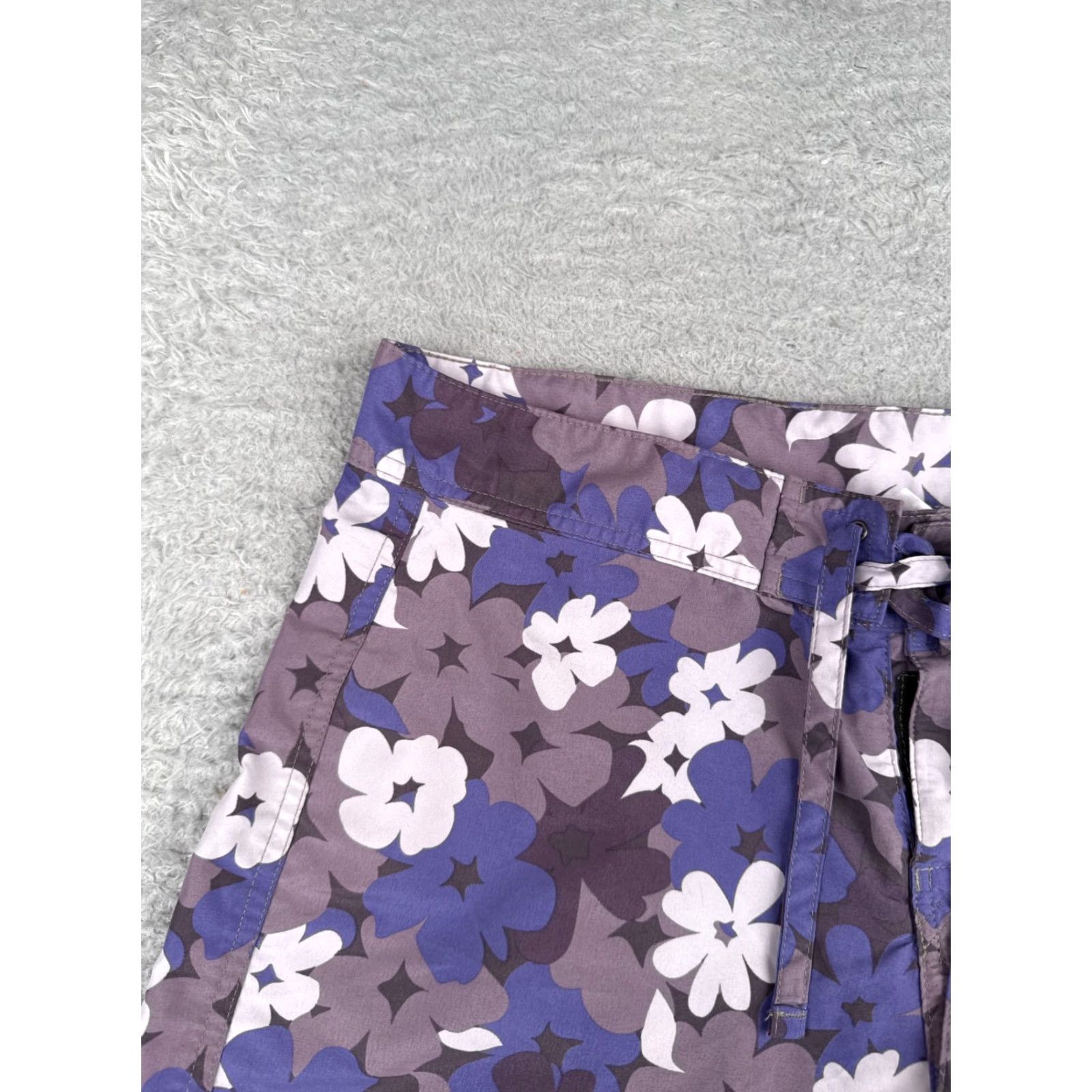 Patagonia Cabelas Boardshorts Women 16 Purple Blue Floral 6" 100% Polyester Womens Size ONE SIZE - 4 Thumbnail