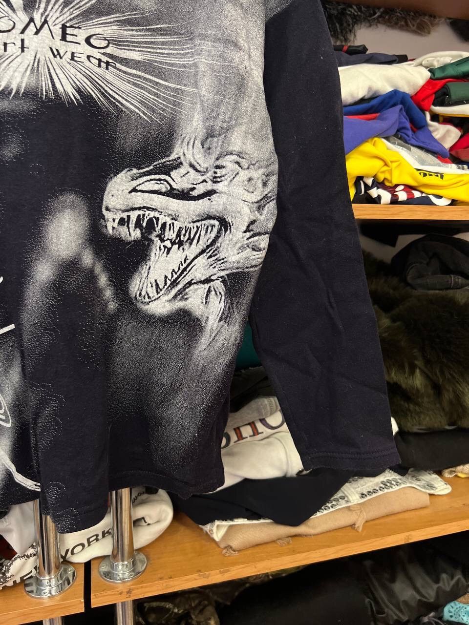 Vintage Vintage Y2K Graphic Design Crazy Dragon Long Sleeve tee Size US M / EU 48-50 / 2 - 4 Thumbnail