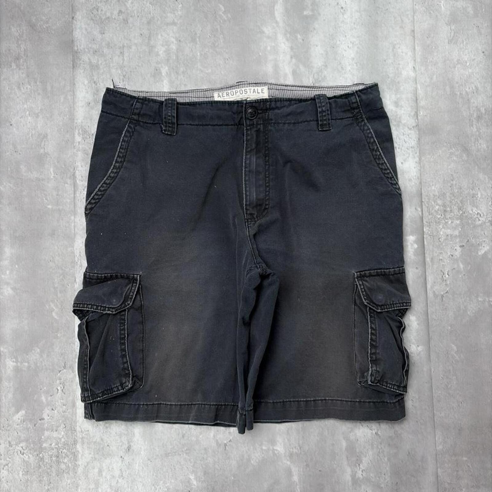 Aeropostale Y2K Black Aeropostale Grunge Baggy Faded Skater Cargo Shorts Size US 36 / EU 52 - 2 Thumbnail
