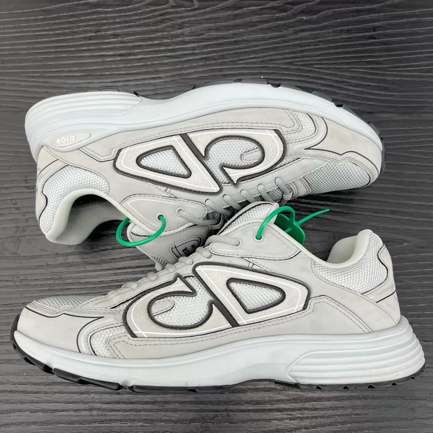 Dior Dior B30 Gray 43 Worn a few times Near New Org Box Size US 10 / EU 43 - 2 Thumbnail