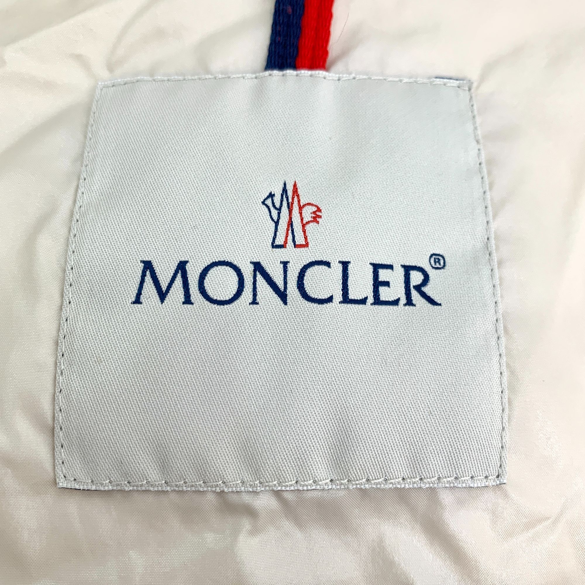 Moncler Moncler Womens Beige Down Puffer Coat Joinville Series XS Ny Size XS / US 0-2 / IT 36-38 - 3 Thumbnail