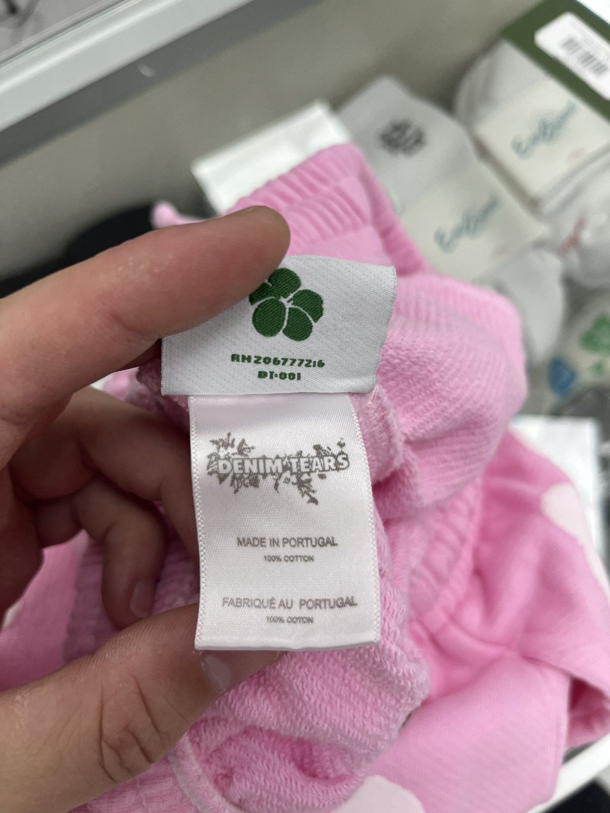 DENIM TEARS Denim Tears The Cotton Wreath Sweatshorts "Powder Pink" Size US 26 / EU 42 - 5 Thumbnail
