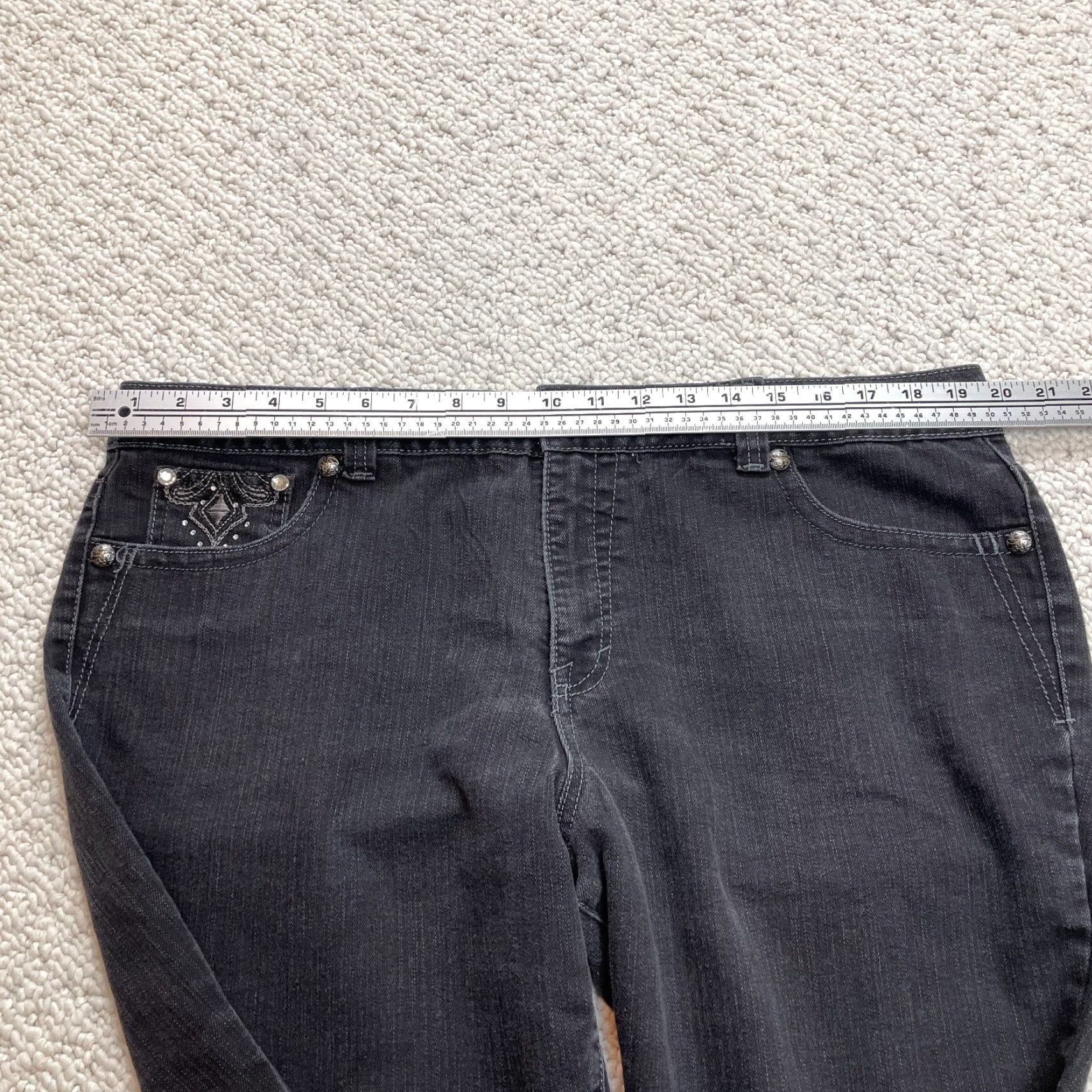 Vintage VINTAGE? No — Style&co. Jeans Womens 18 Plus Denim Straight Black 5-Pocket Embroidered 40x27 Adult Women Size 40" / US 18 - 5 Thumbnail